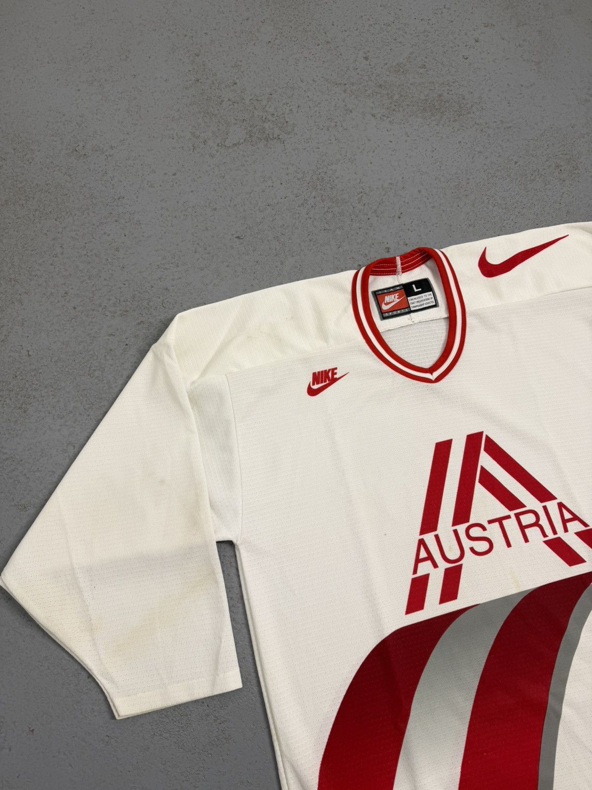 Nike Vintage Nike Austria Hockey NFL Jersey Size US L / EU 52-54 / 3 - 2 Thumbnail