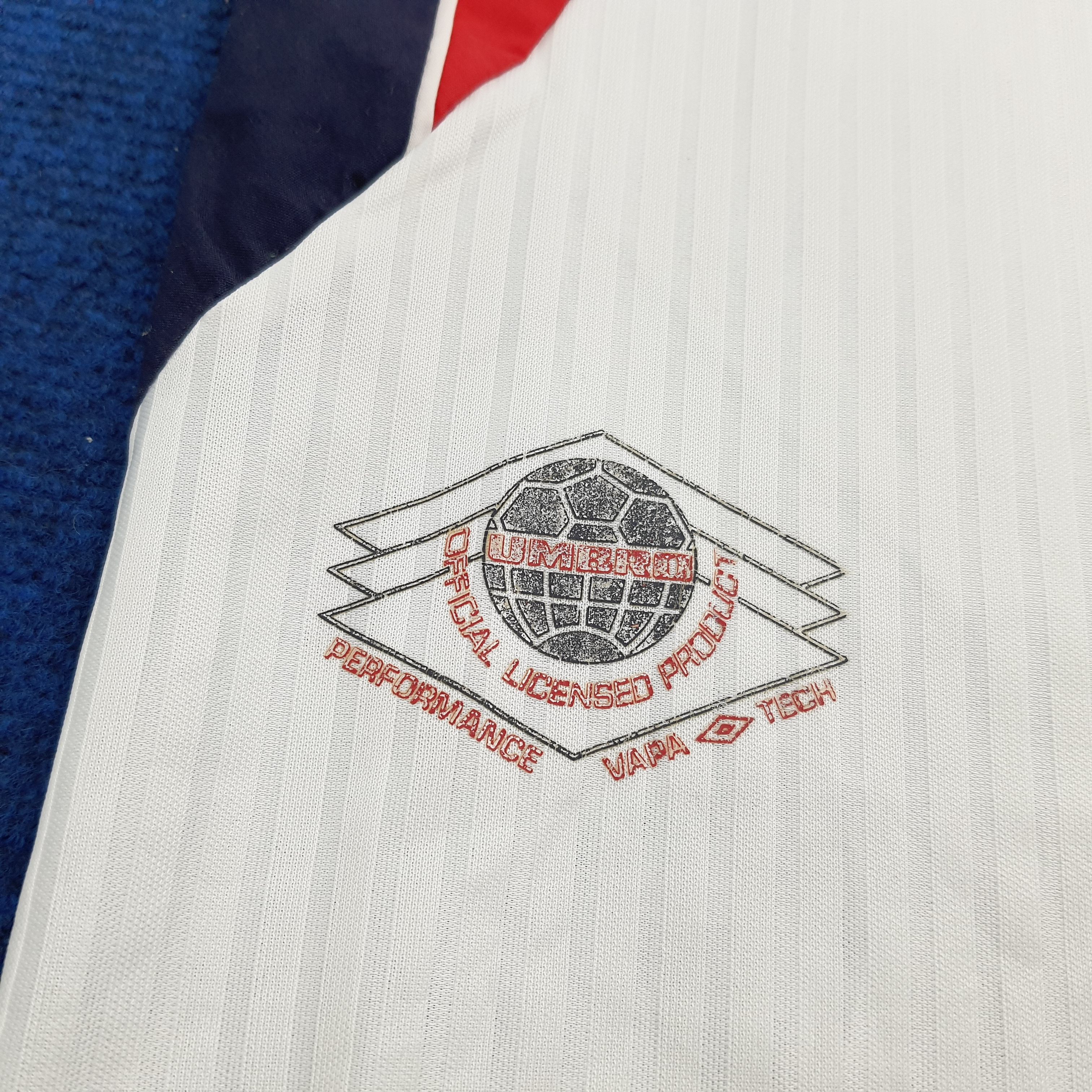 Umbro UMBRO England Soccer Jersey Size US L / EU 52-54 / 3 - 7 Thumbnail