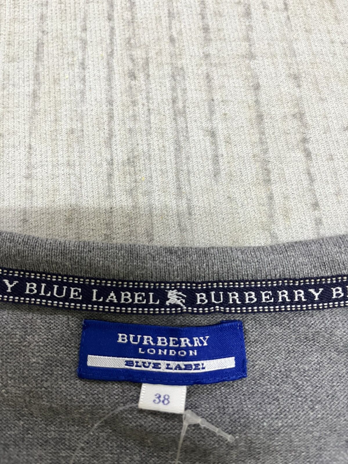 Burberry Burberry big logo dress Size M / US 6-8 / IT 42-44 - 3 Thumbnail