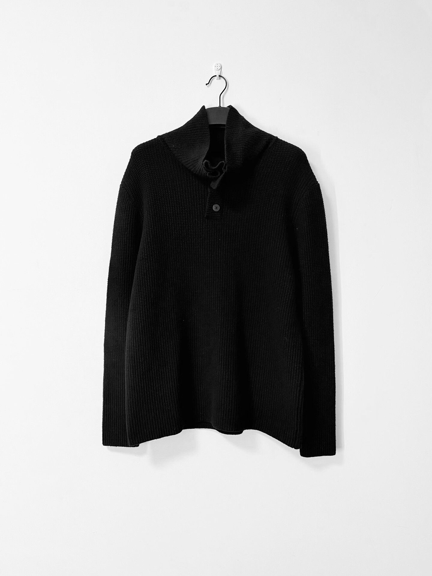 Japanese Brand Black High Neck Wool Sweater Size US L / EU 52-54 / 3 - 1 Thumbnail