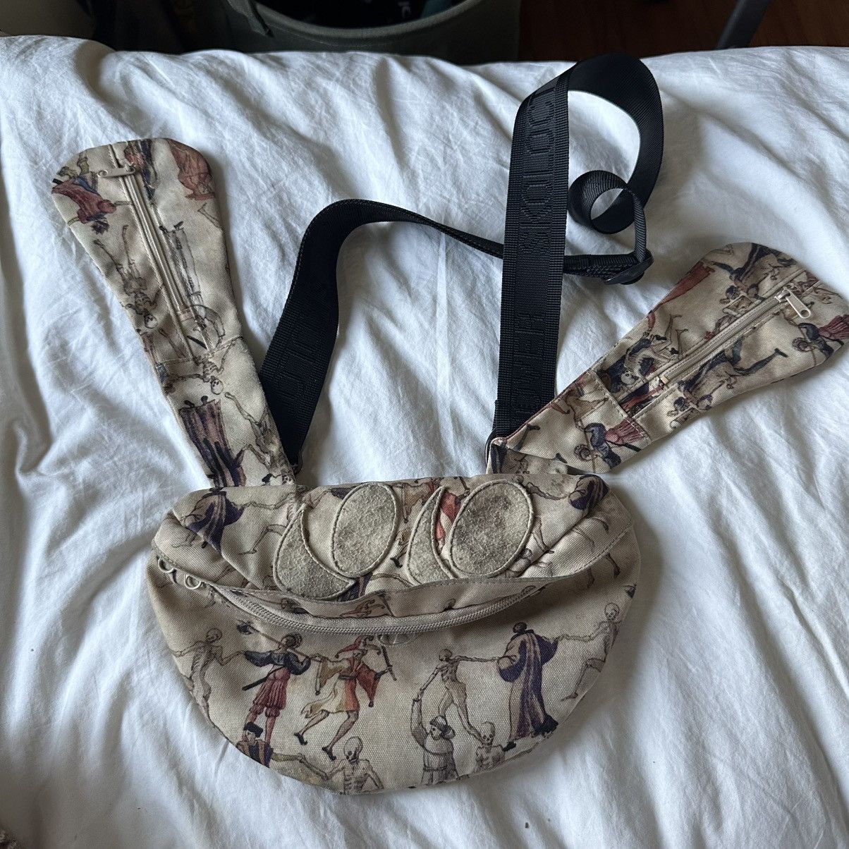 Undercover Undercover 10SS 'Less But Better' Minibag | Grailed