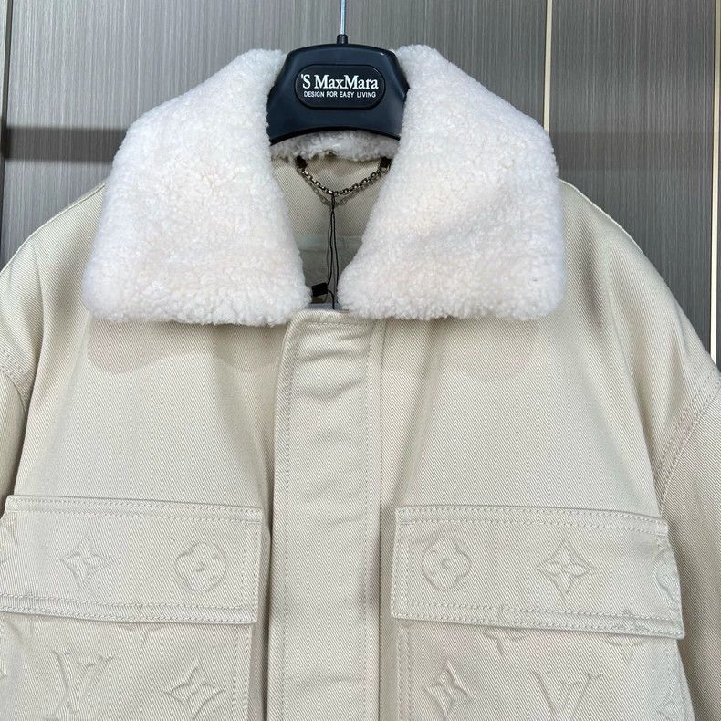 Louis Vuitton Louis Vuitton Embossed Logo Zip Jacket-2506 Size US L / EU 52-54 / 3 - 3 Thumbnail
