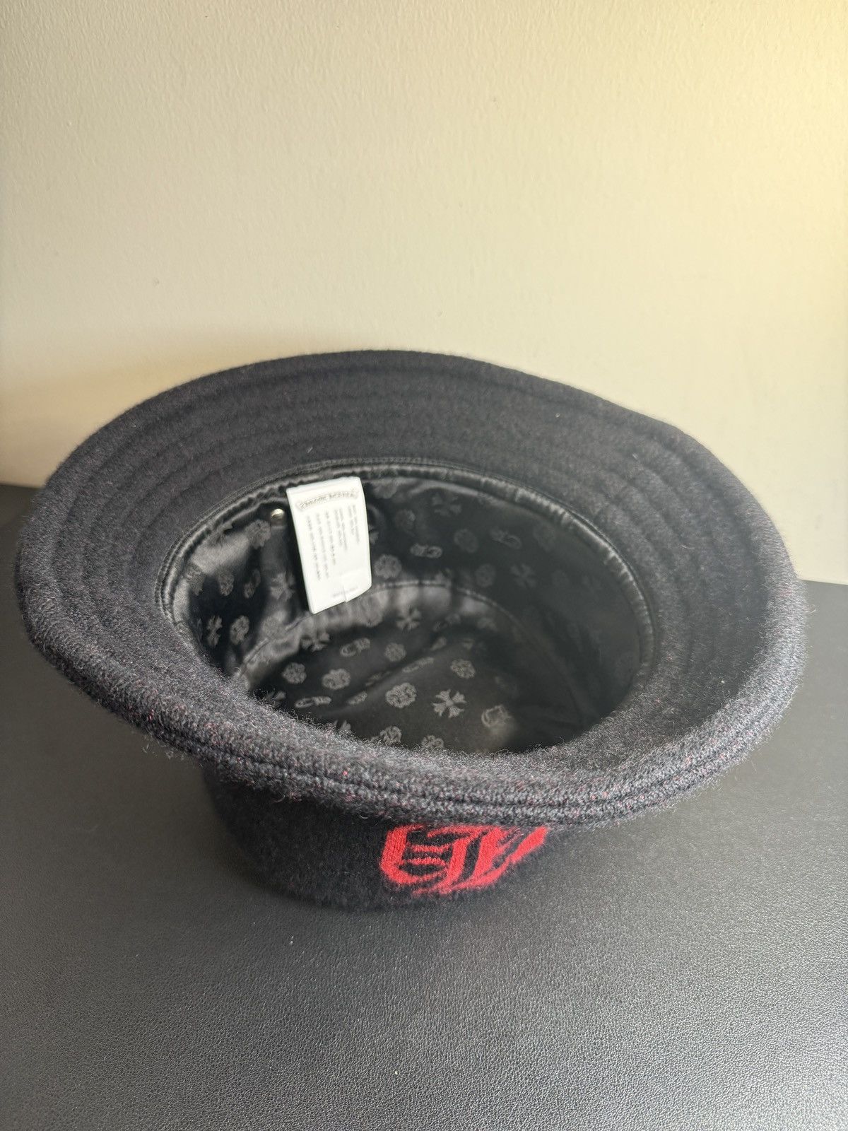 Chrome Hearts Brand New Cashmere Silk Black/Red Chrome Hearts Bucket Hat Size ONE SIZE - 7 Thumbnail
