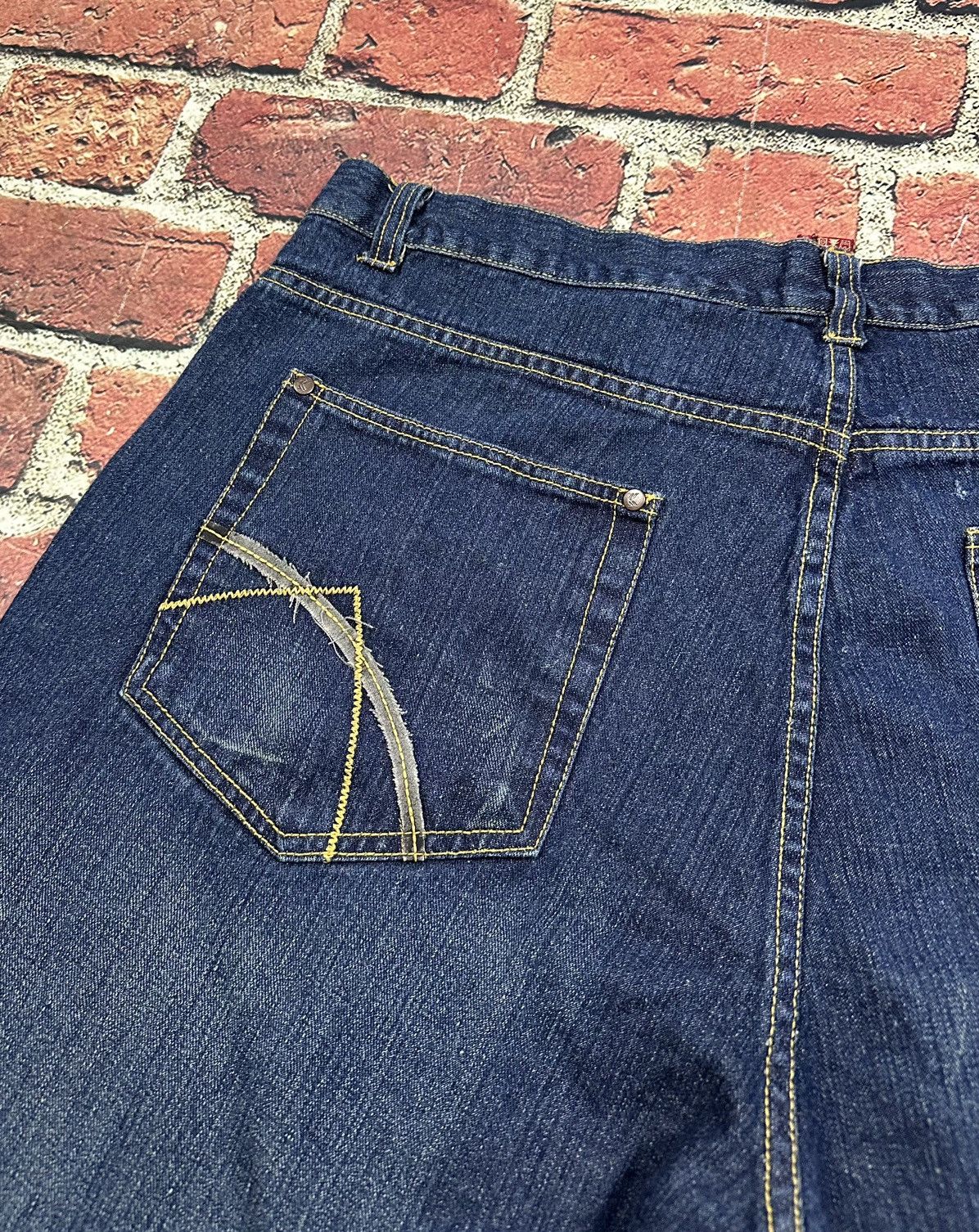 Karl Kani Vintage Karl Kani Jeans Wide Leg Y2K Baggy Embroidered Skate Size US 40 / EU 56 - 10 Thumbnail