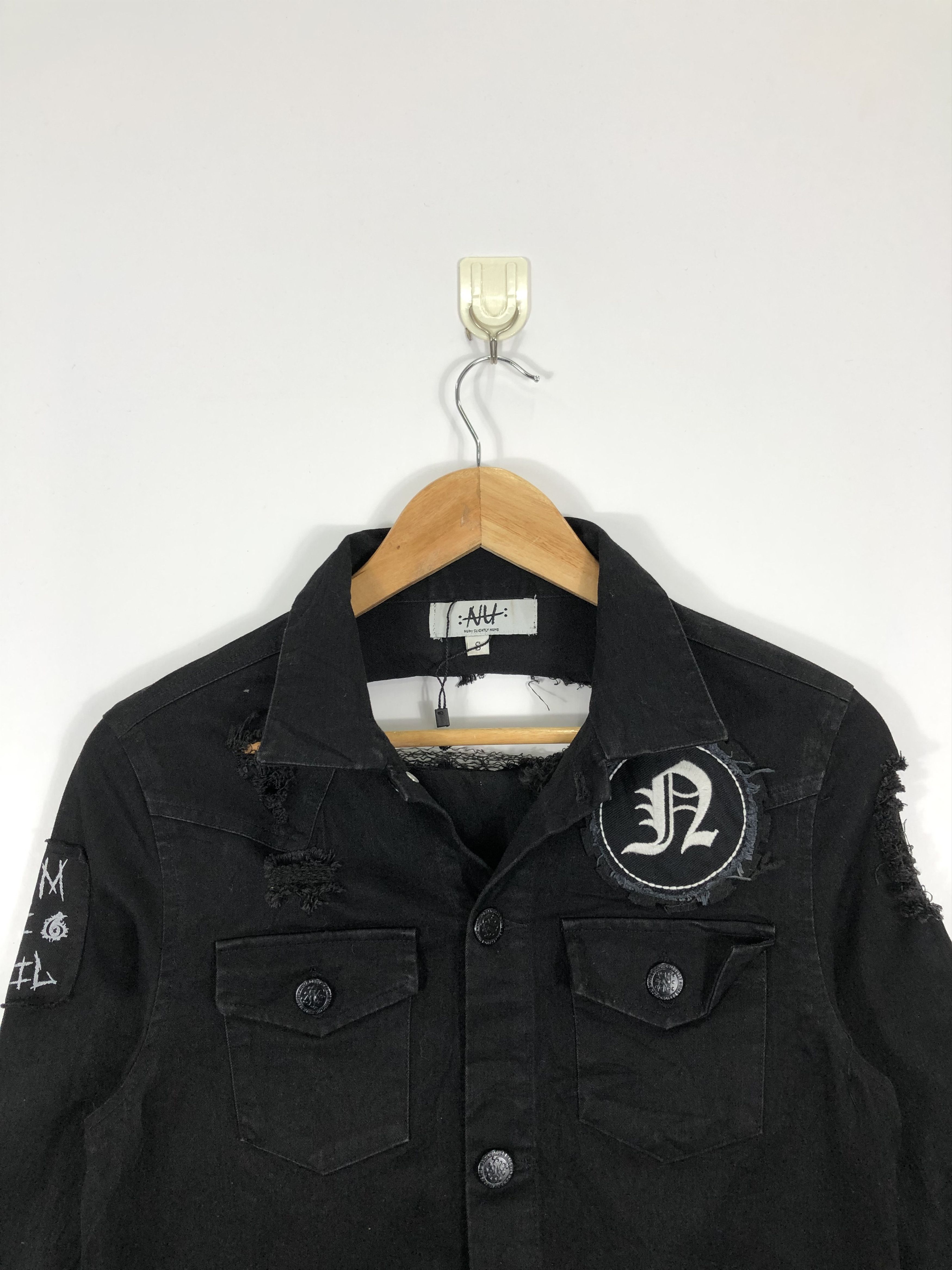 Band Tees Vintage Distressed Def Leppard Denim Jacket Punk Style J0562 Size US S / EU 44-46 / 1 - 4 Thumbnail