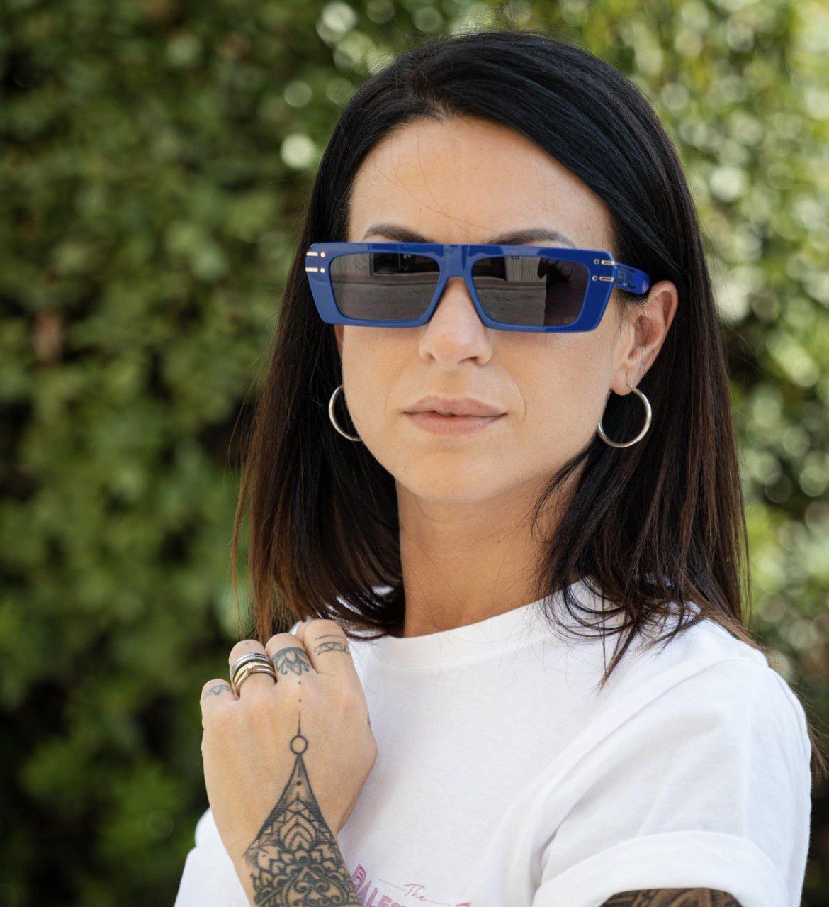 Dior Dior DIORSIGNATURE S2U 30B0 Sunglasses Solid Blue Rectangle Size ONE SIZE - 3 Thumbnail