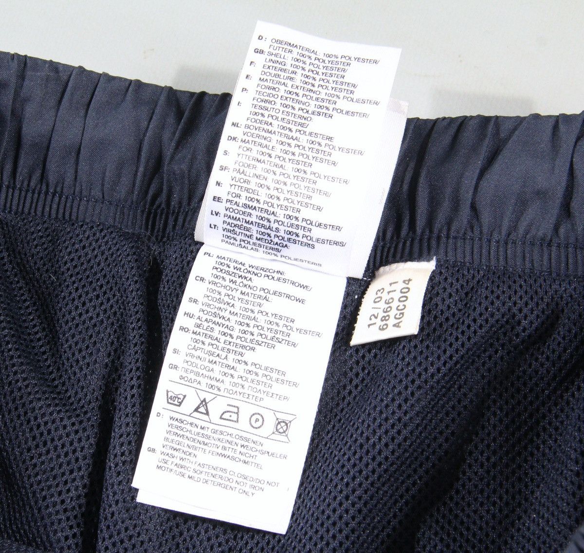 Adidas Adidas 2003 Vintage Nylon Sweat Pants Joggers Soccer Run M Size US 32 / EU 48 - 8 Thumbnail