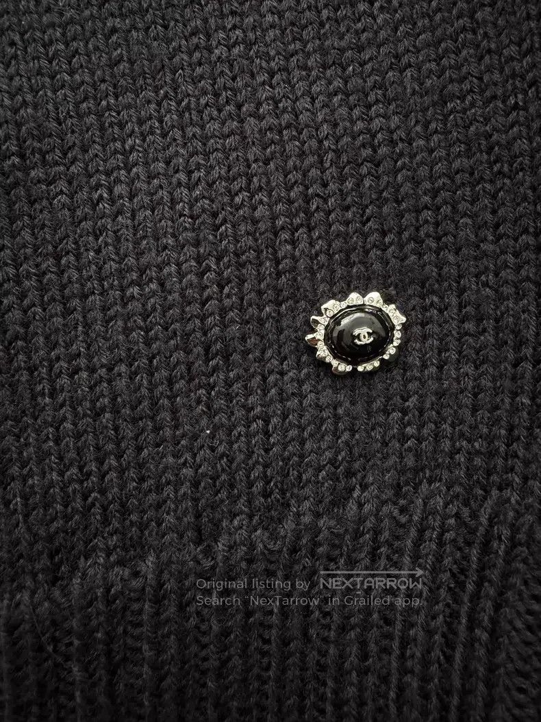 Chanel Chanel Hollow-in bow sweater Size XS / US 0-2 / IT 36-38 - 4 Thumbnail