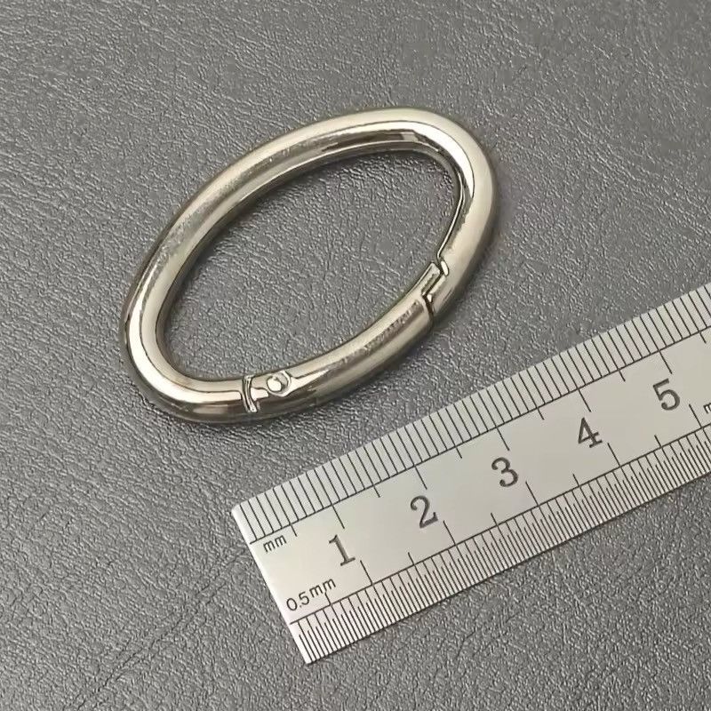 Vintage Exaggerated Cuban Chain Metal Wallet Chain Size ONE SIZE - 6 Thumbnail