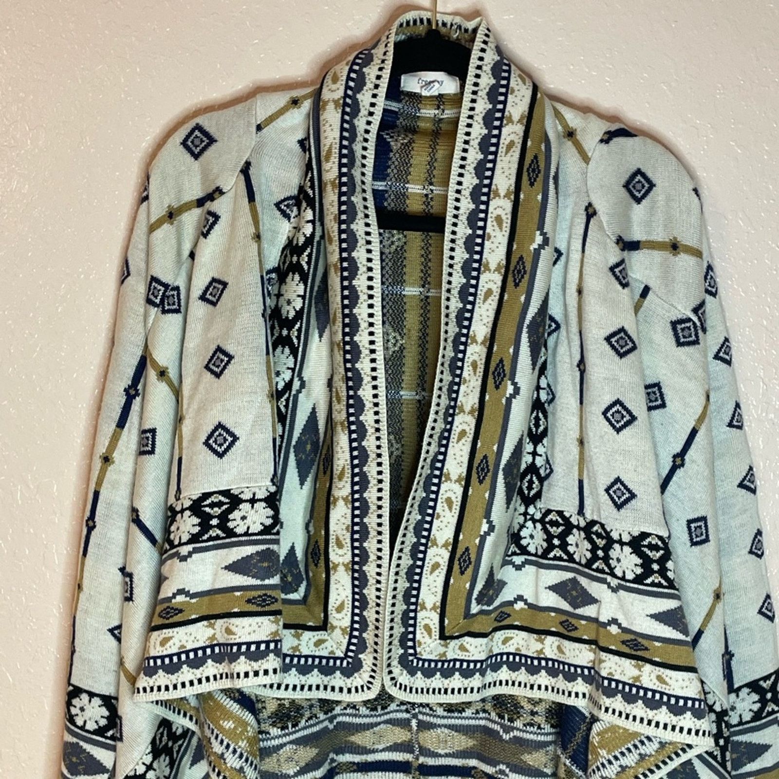 Other Like New Sweater Cardigan by Freeway Size S Size L / US 10 / IT 46 - 1 Thumbnail