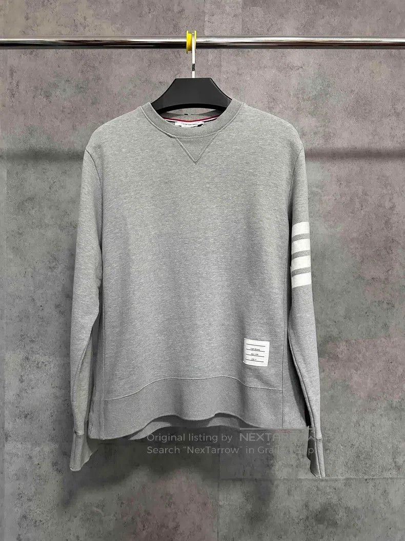 Thom Browne Thom Browne Classic Grey Four-Striped Crewneck Sweatshirt Size US XL / EU 56 / 4 - 1 Thumbnail