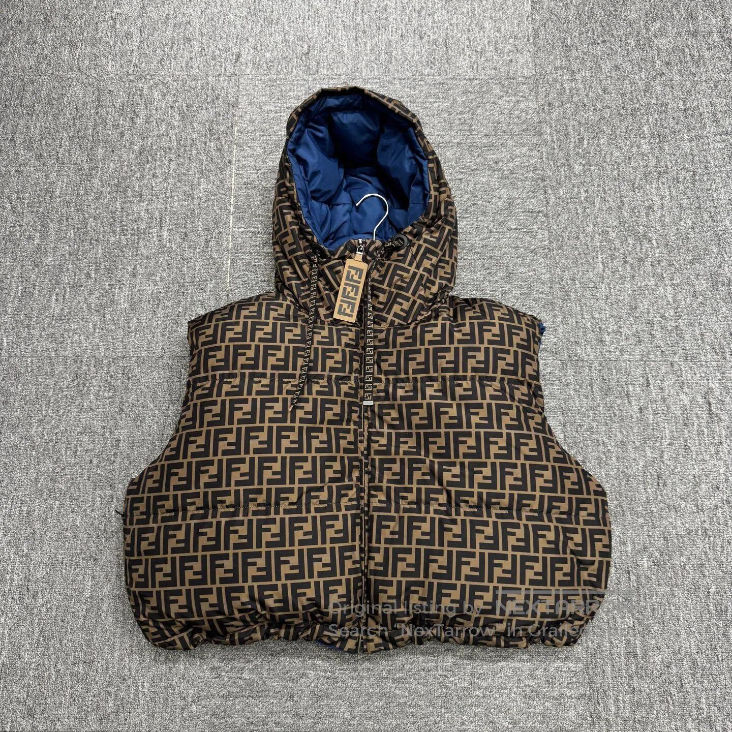 Fendi FENDI Double-sided down filling with printed patterns on b Size US M / EU 48-50 / 2 - 1 Thumbnail