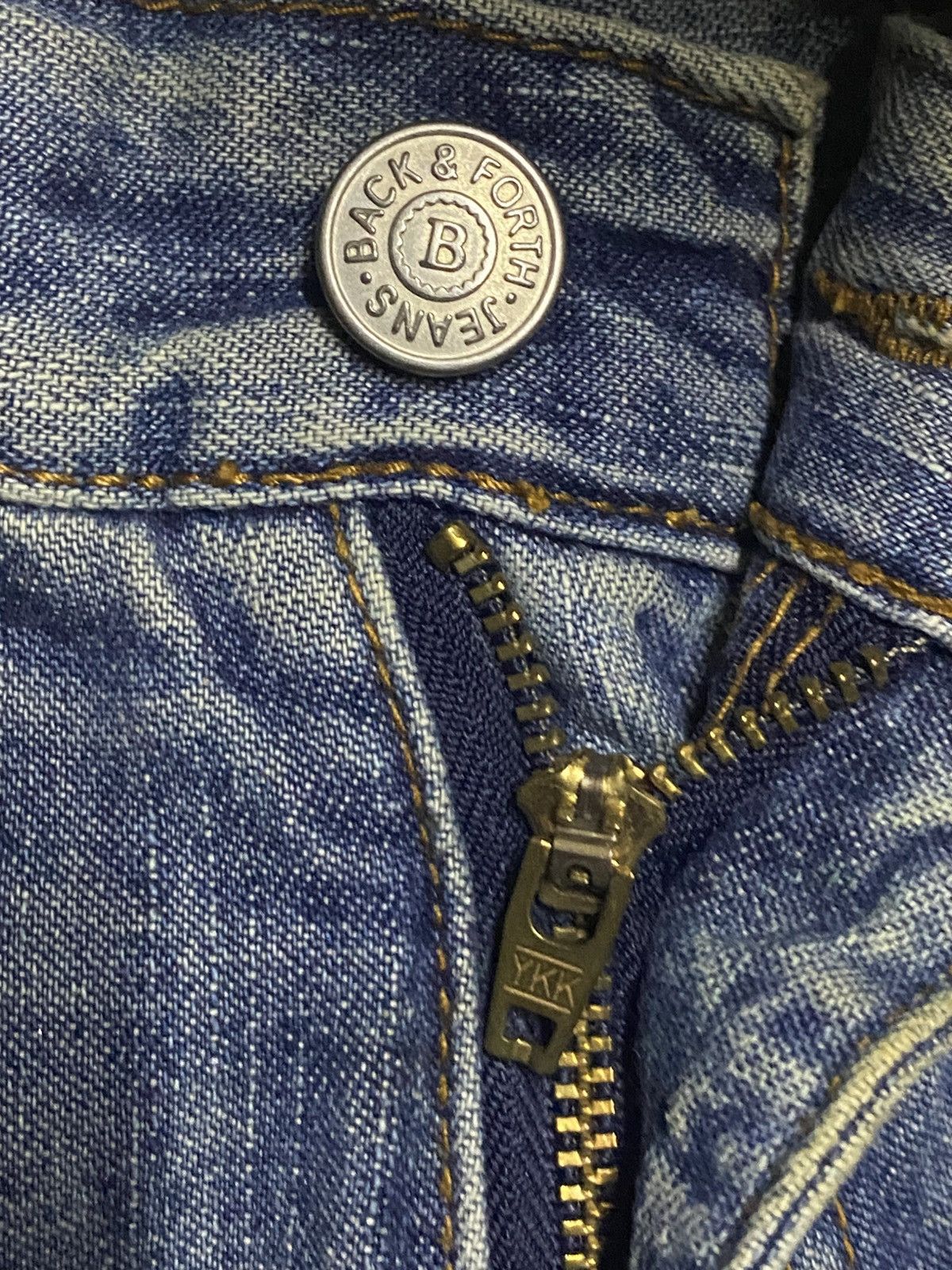 Japanese Brand Vintage Back & Forth Faded Wash Grunge Loose Jeans Size US 28 / EU 44 - 9 Thumbnail