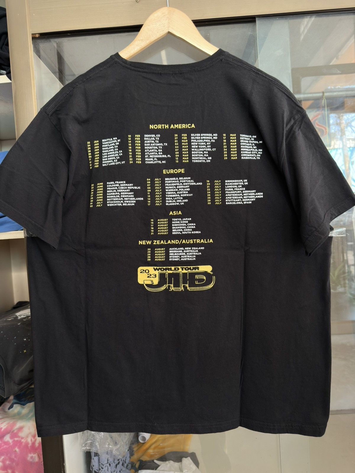 Rap Tees JID 2023 Tour Shirt Size US XL / EU 56 / 4 - 6 Thumbnail