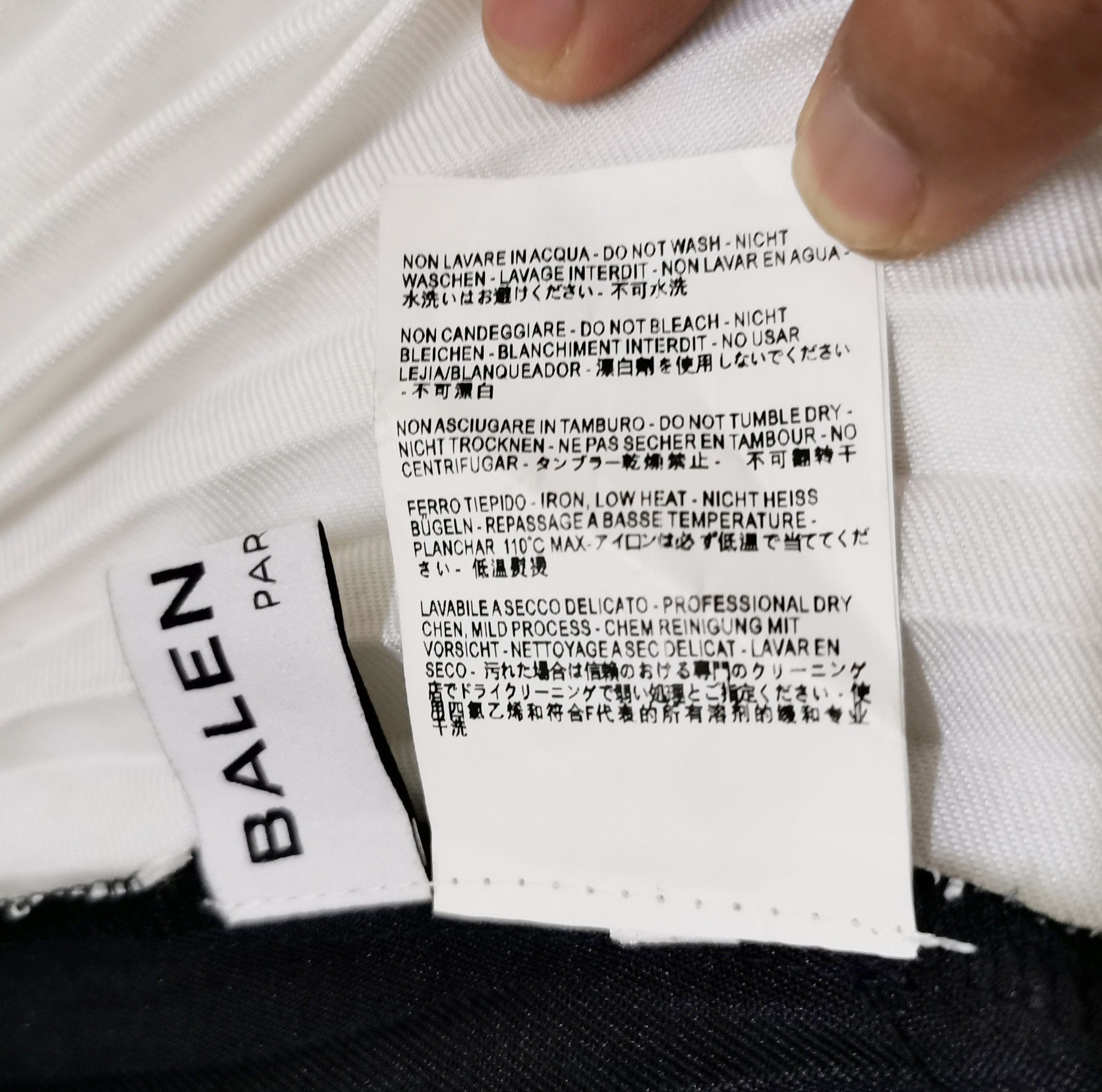 Japanese Brand Custom Balenciaga Pleated Skirt Size 30" / US 8 / IT 44 - 14 Thumbnail