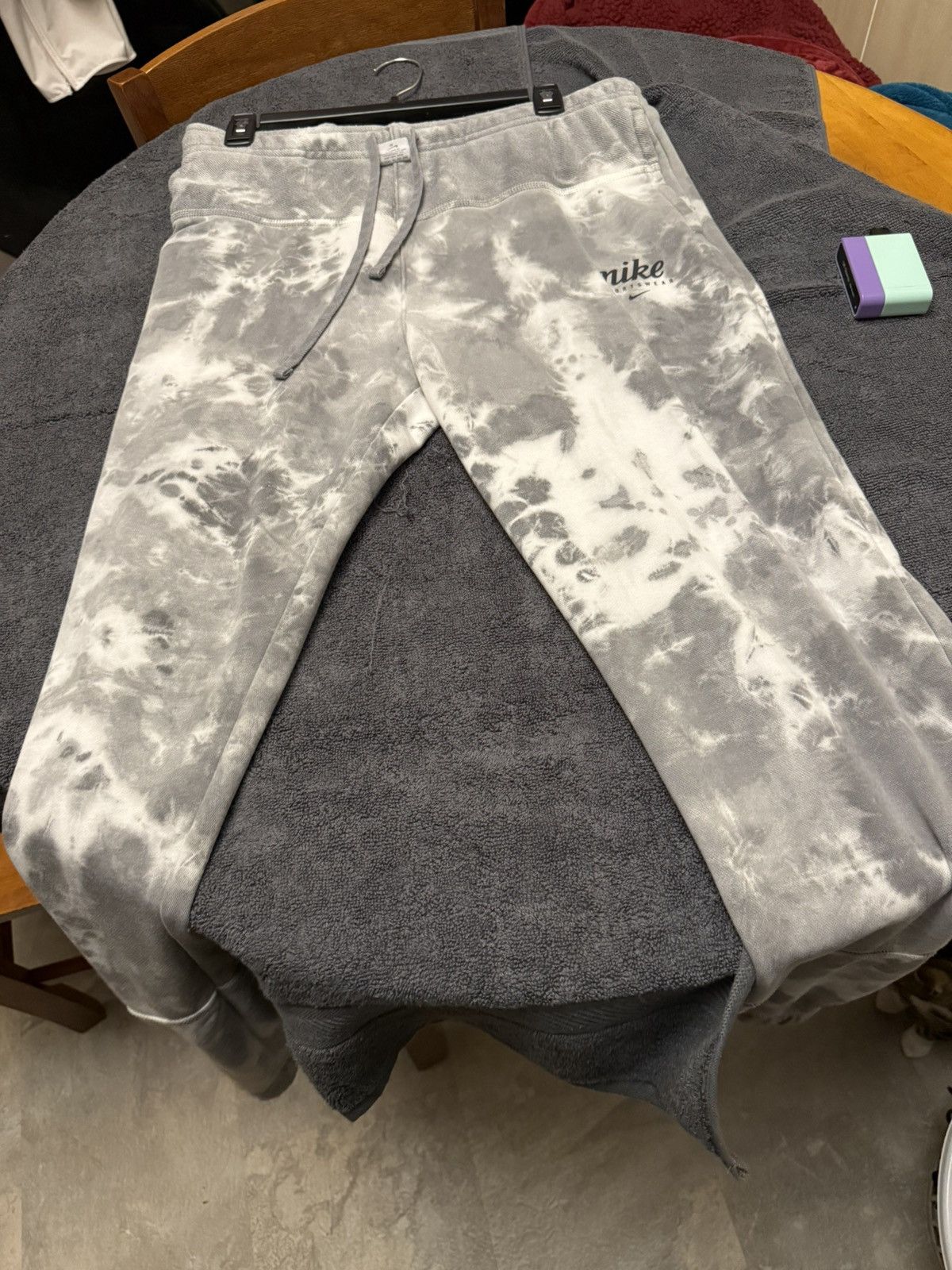Nike Grey tyedye Nike fleece pants Size US 34 / EU 50 - 2 Thumbnail
