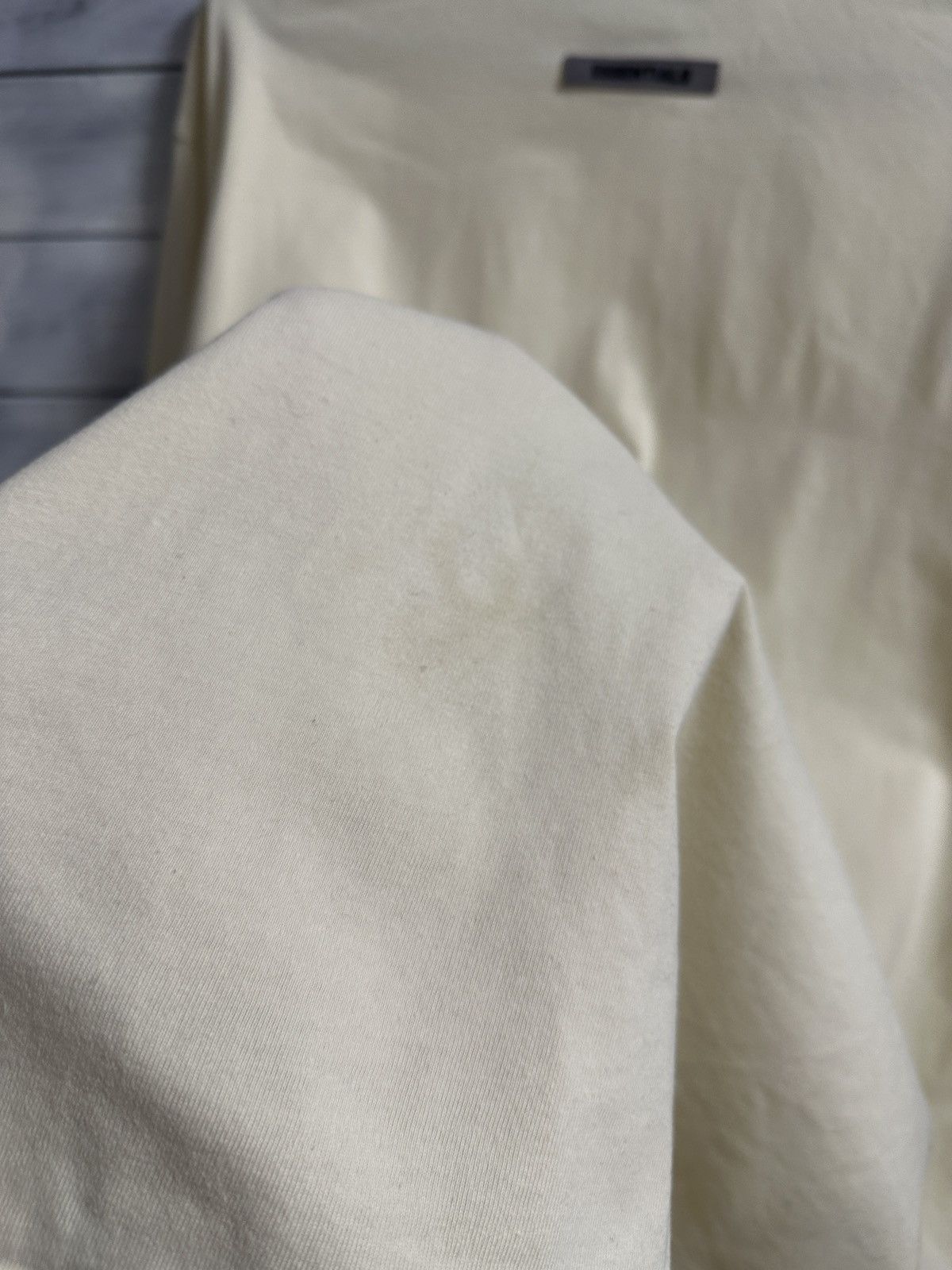 Essentials Rare Long-Sleeve Fear Of God Essentials FOG Size US M / EU 48-50 / 2 - 13 Thumbnail