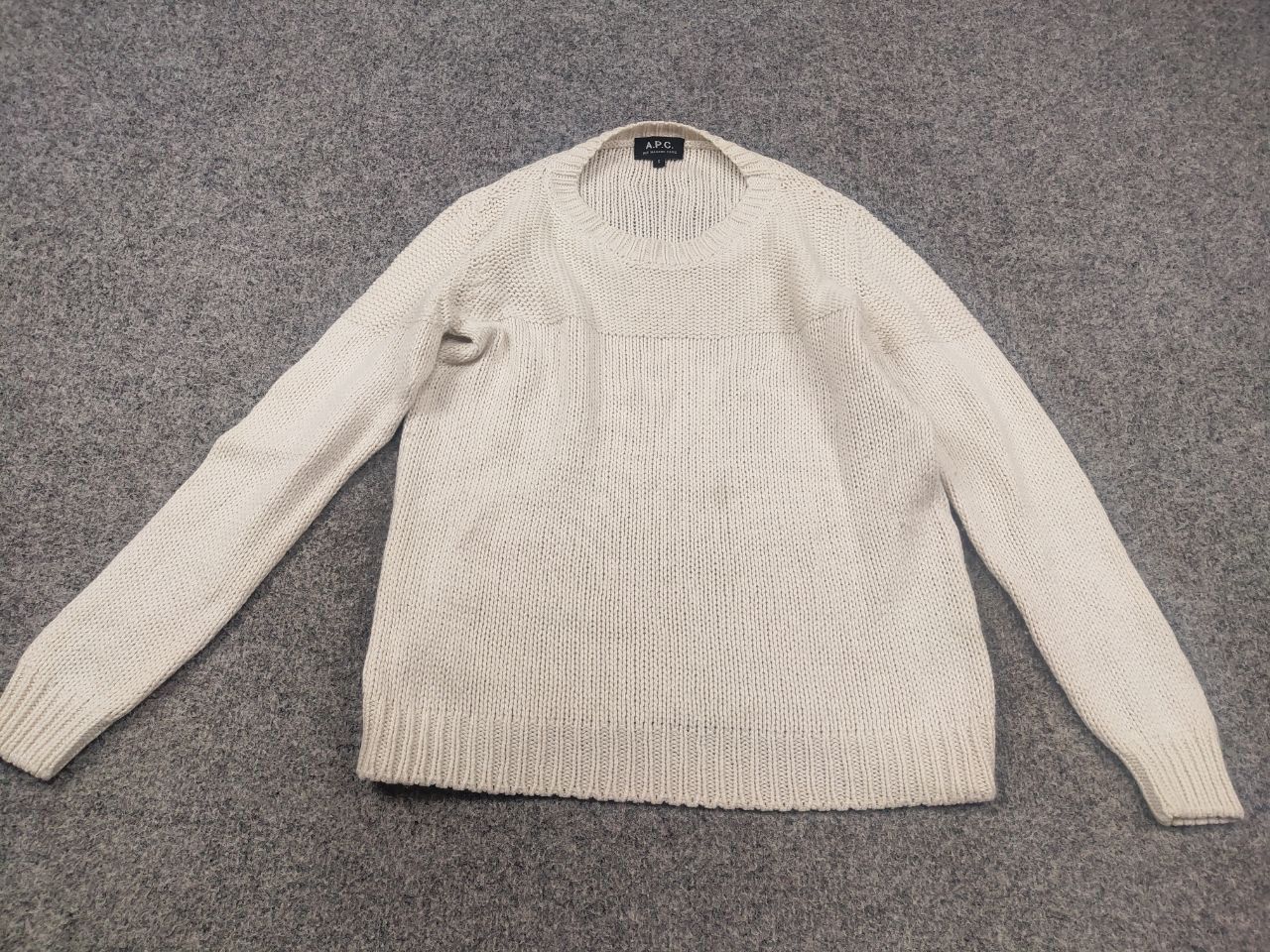 A.P.C. A.P.C. Design Knit light cashmere cotton crew neck sweater Size US S / EU 44-46 / 1 - 3 Thumbnail