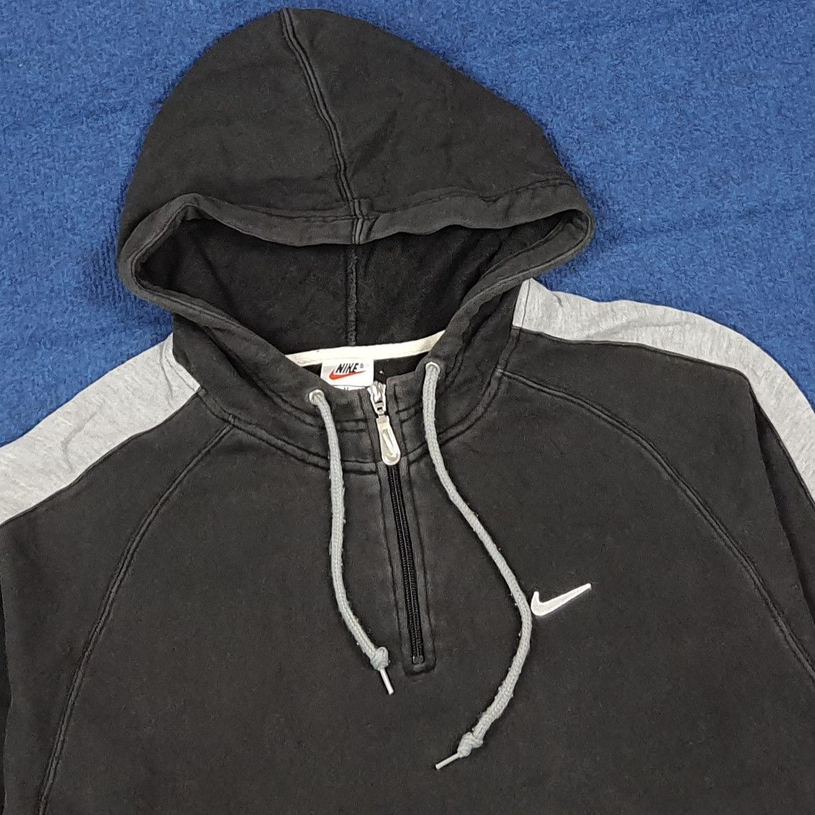 Nike Vintage Nike Hoodie 1/4 Zip Sweatshirt Streetwear C288N25 Size US M / EU 48-50 / 2 - 2 Thumbnail