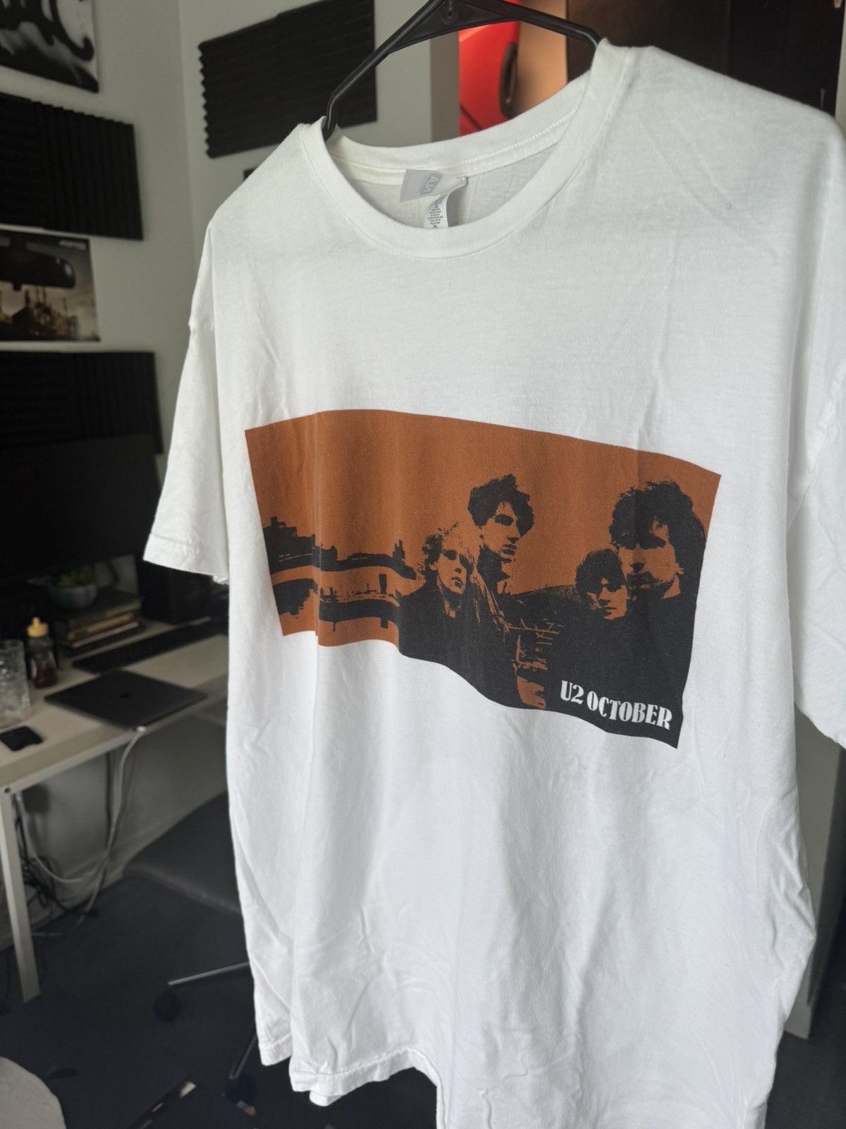 Japanese Brand × Next Level Apparel × Vintage Vintage U2 October band tee Size US XL / EU 56 / 4 - 1 Thumbnail