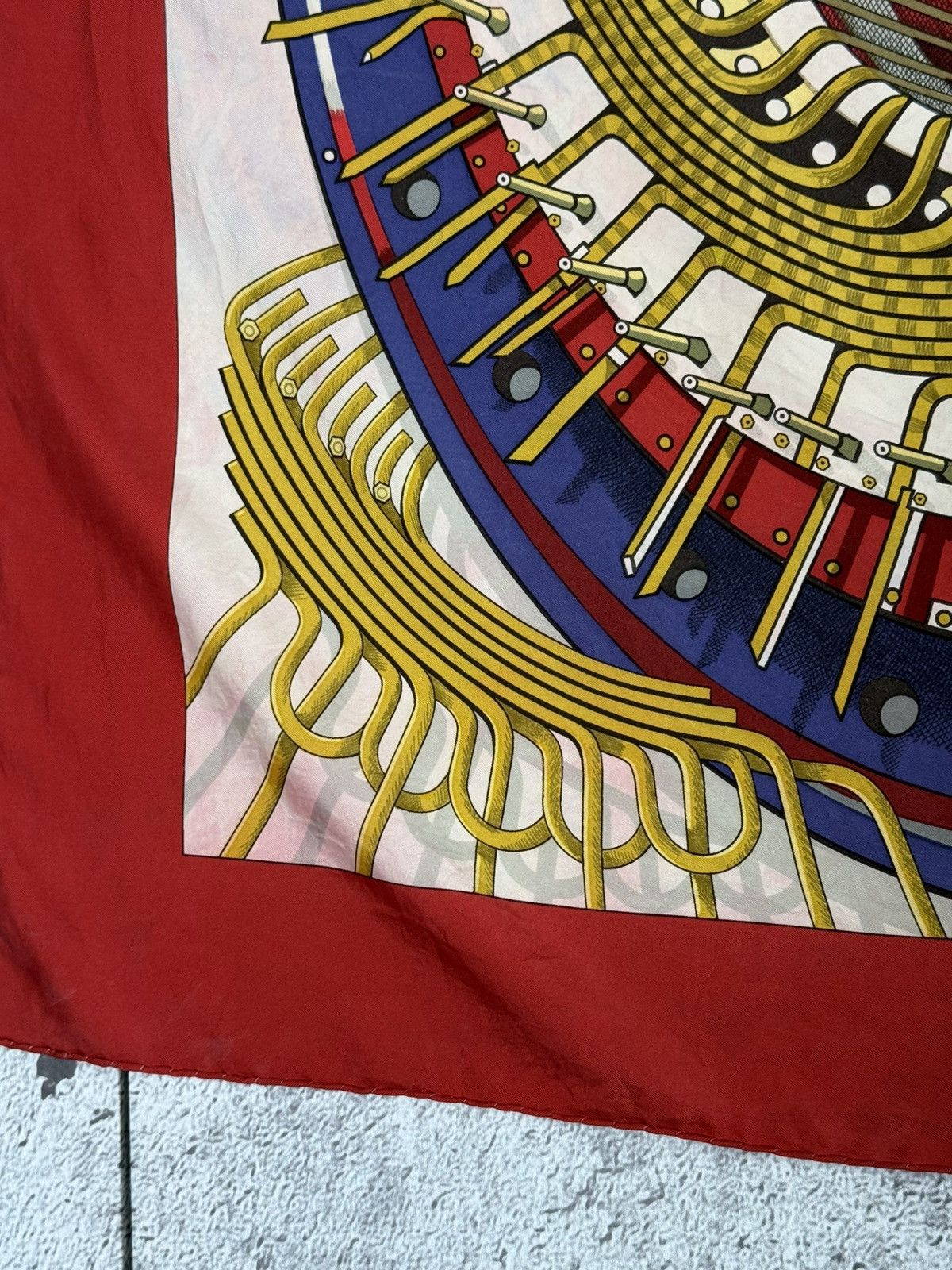 Hermes Hermes 'Alternateur' Silk Scarf Designed by Pierre Peron Size ONE SIZE - 10 Thumbnail