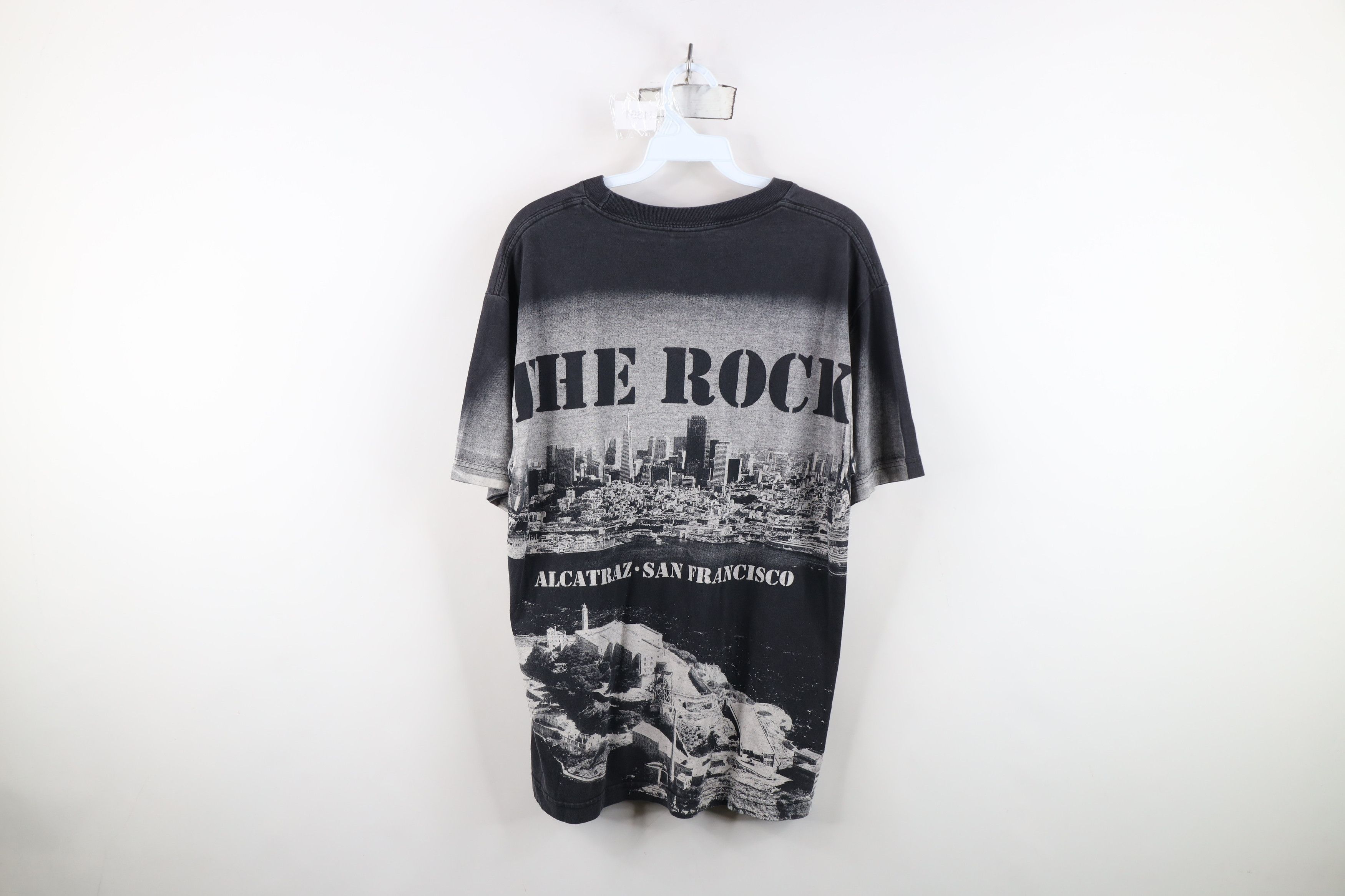 Vintage Vintage 90s Y2K The Rock Alcatraz Island Prison T-Shirt Size US M / EU 48-50 / 2 - 12 Thumbnail