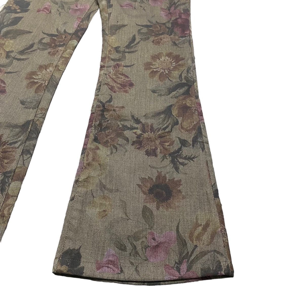 Tornado Mart Tornado Mart Floral Flare Jeans Size US 32 / EU 48 - 9 Thumbnail