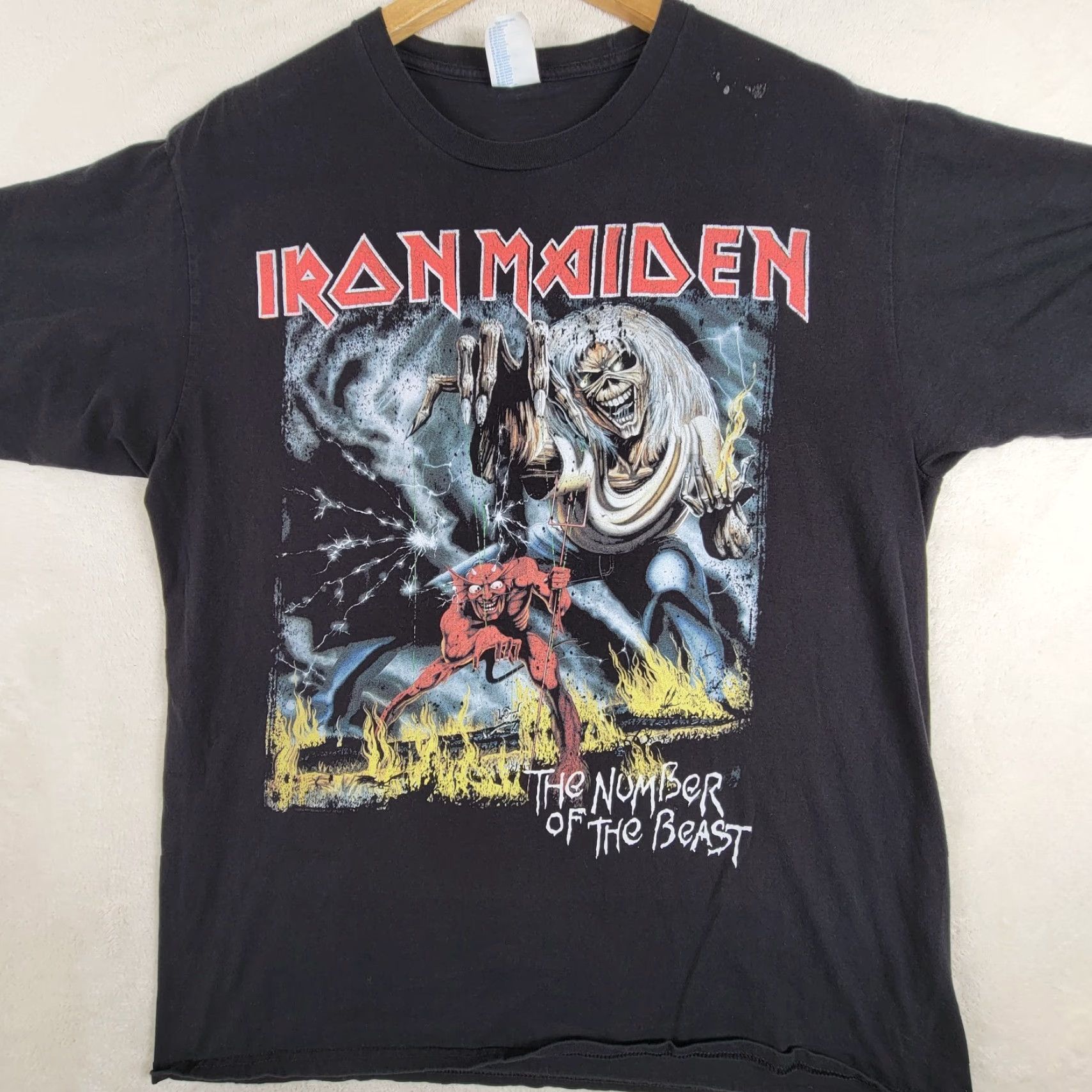 Vintage VINTAGE Iron Maiden t shirt 2010 Size US L / EU 52-54 / 3 - 2 Thumbnail