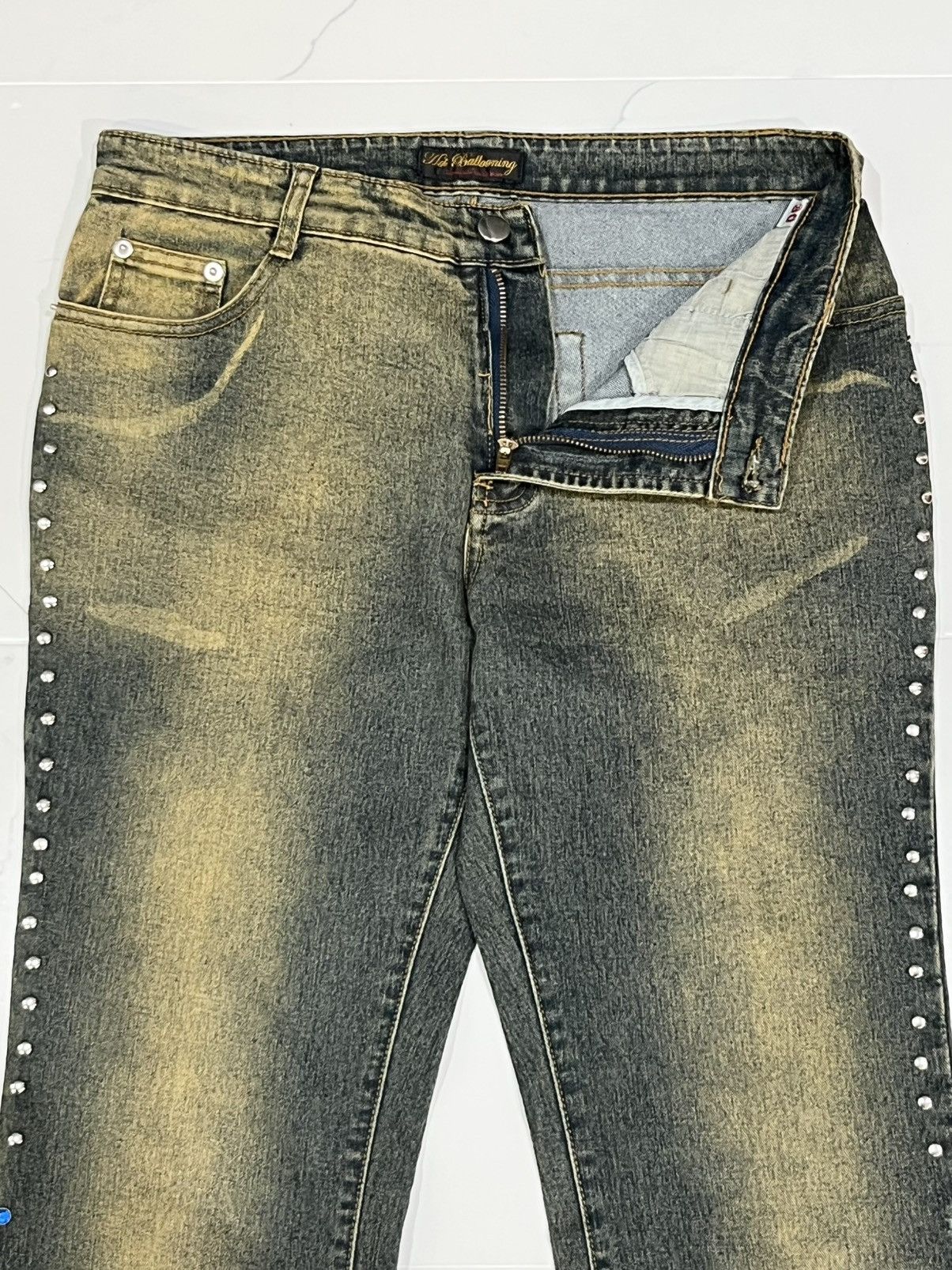 Japanese Brand Japan Hot Ballooning Mud Wash Studded Flared Jeans Size US 30 / EU 46 - 8 Thumbnail