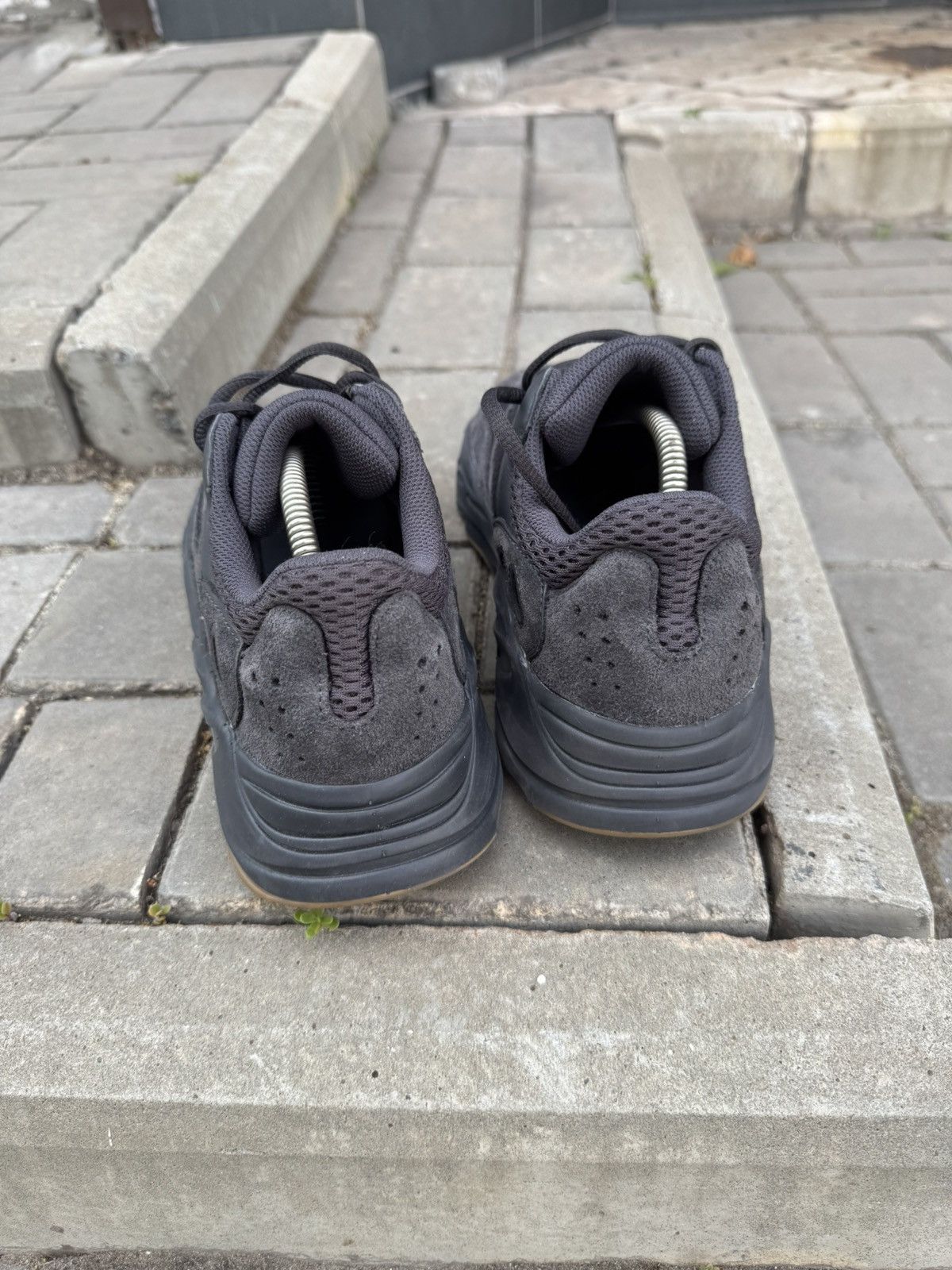 Adidas × Kanye West Adidas Yeezy Boost 700 Utility Black US 8 Size US 8 / EU 41 - 3 Thumbnail