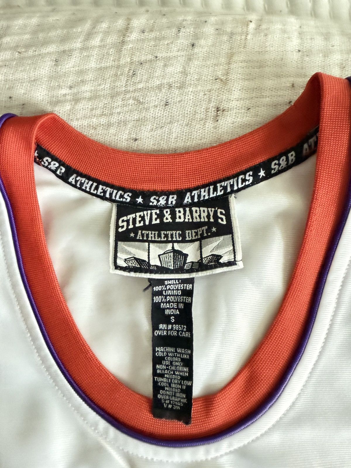 Steve And Barrys Puerto Rico #30 Basketball Jersey Size US S / EU 44-46 / 1 - 3 Thumbnail