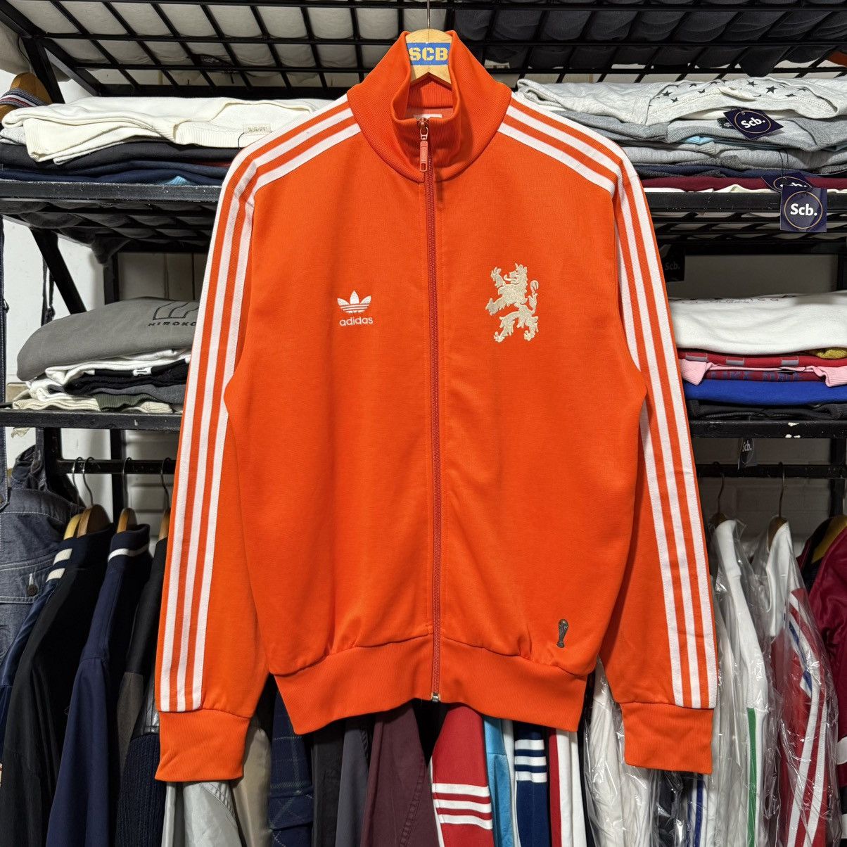 Adidas Vintage adidas nederland fifa world cup tracktop Size US M / EU 48-50 / 2 - 3 Thumbnail
