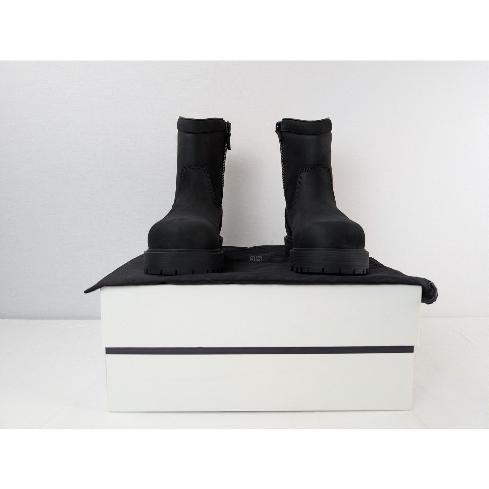 Givenchy o1rshd1 Zip High Boots in Black Size US 11 / EU 44 - 17 Thumbnail