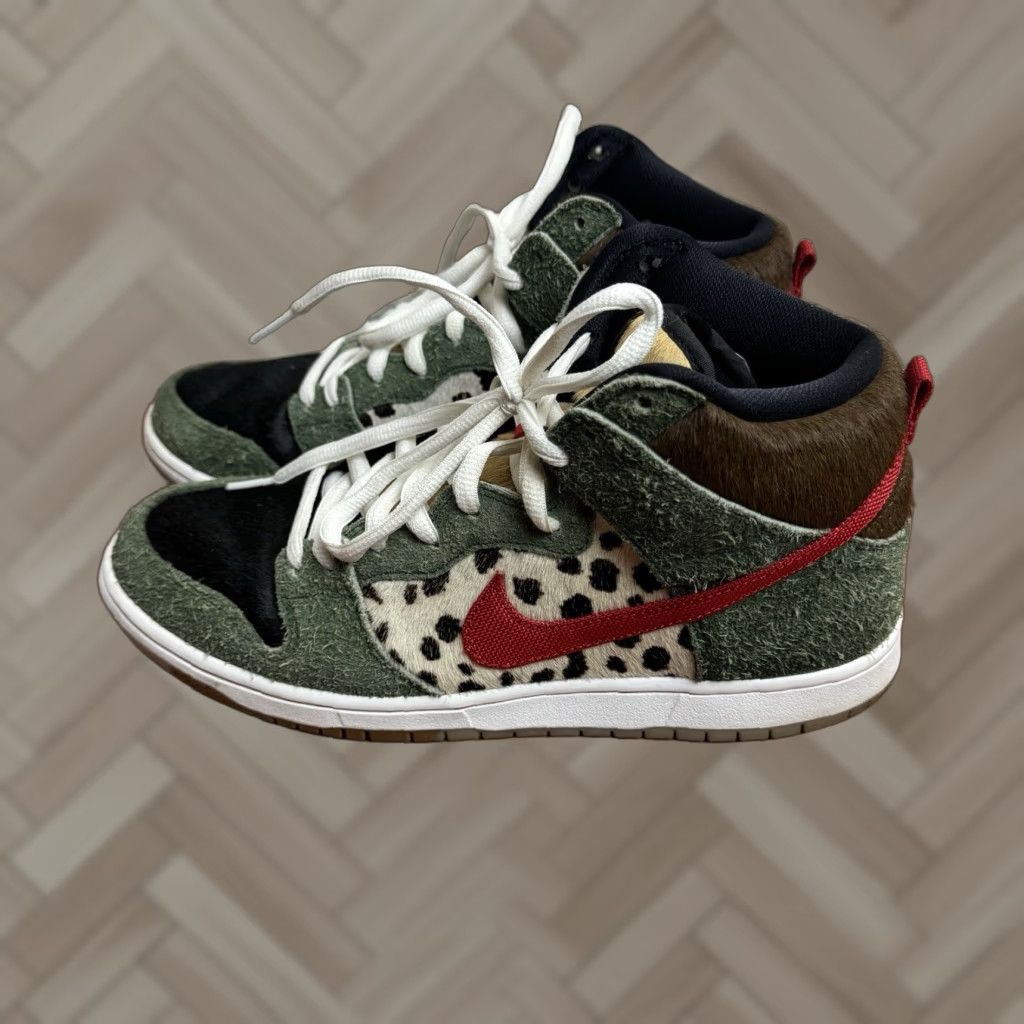 Nike Dunk SB Walk The Dog High Top Sneaker Mens 11 Multicolor Walking Shoes