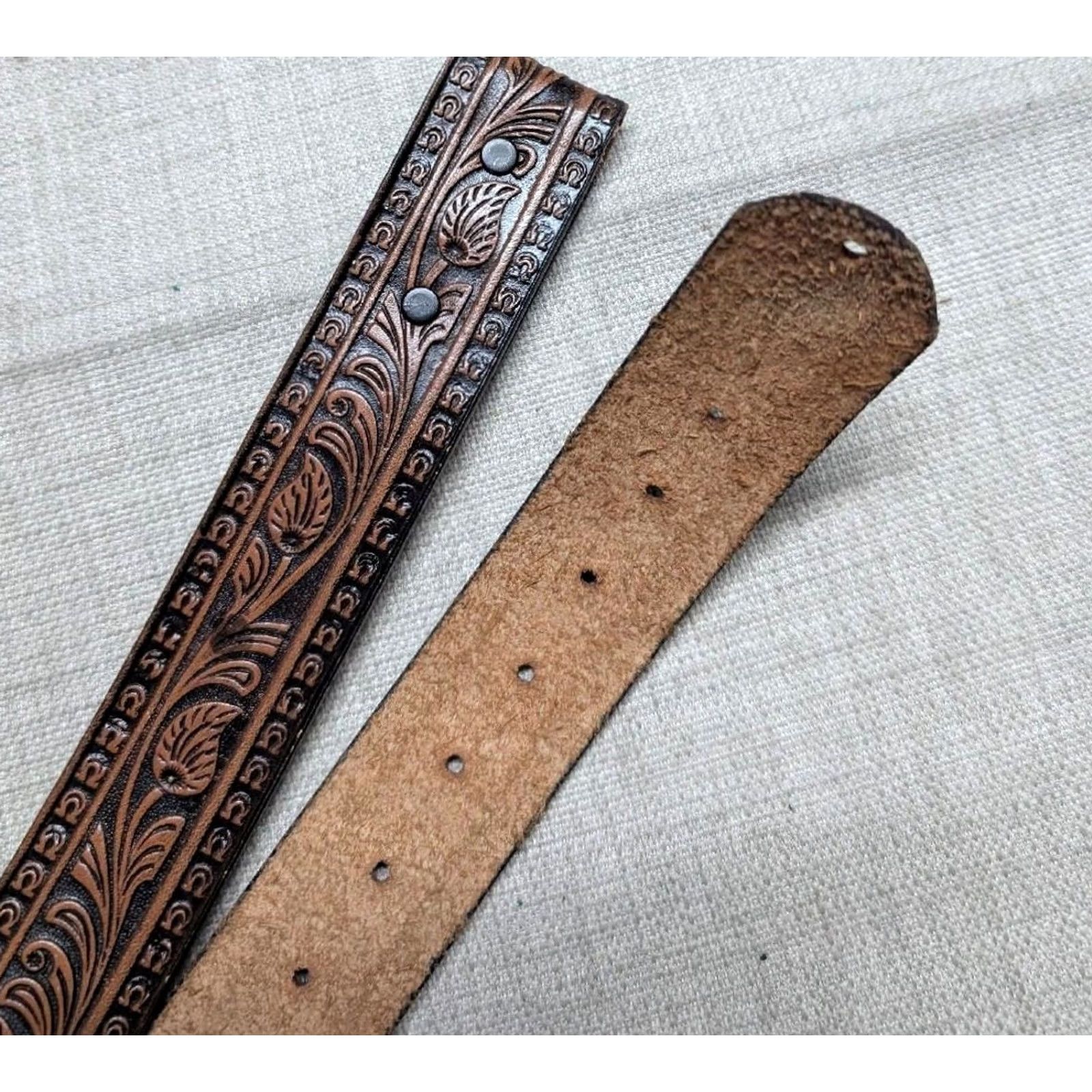 Vintage VINTAGE handcrafted western belt belt brown leather 30 Men Horseshoes buckle western pattern Mens Size 30 - 6 Thumbnail
