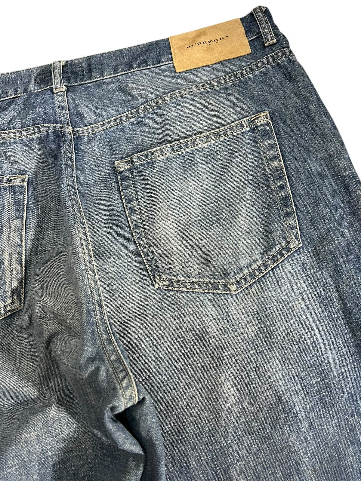 Burberry Burberry London Baggy Jean Size US 36 / EU 52 - 14 Thumbnail