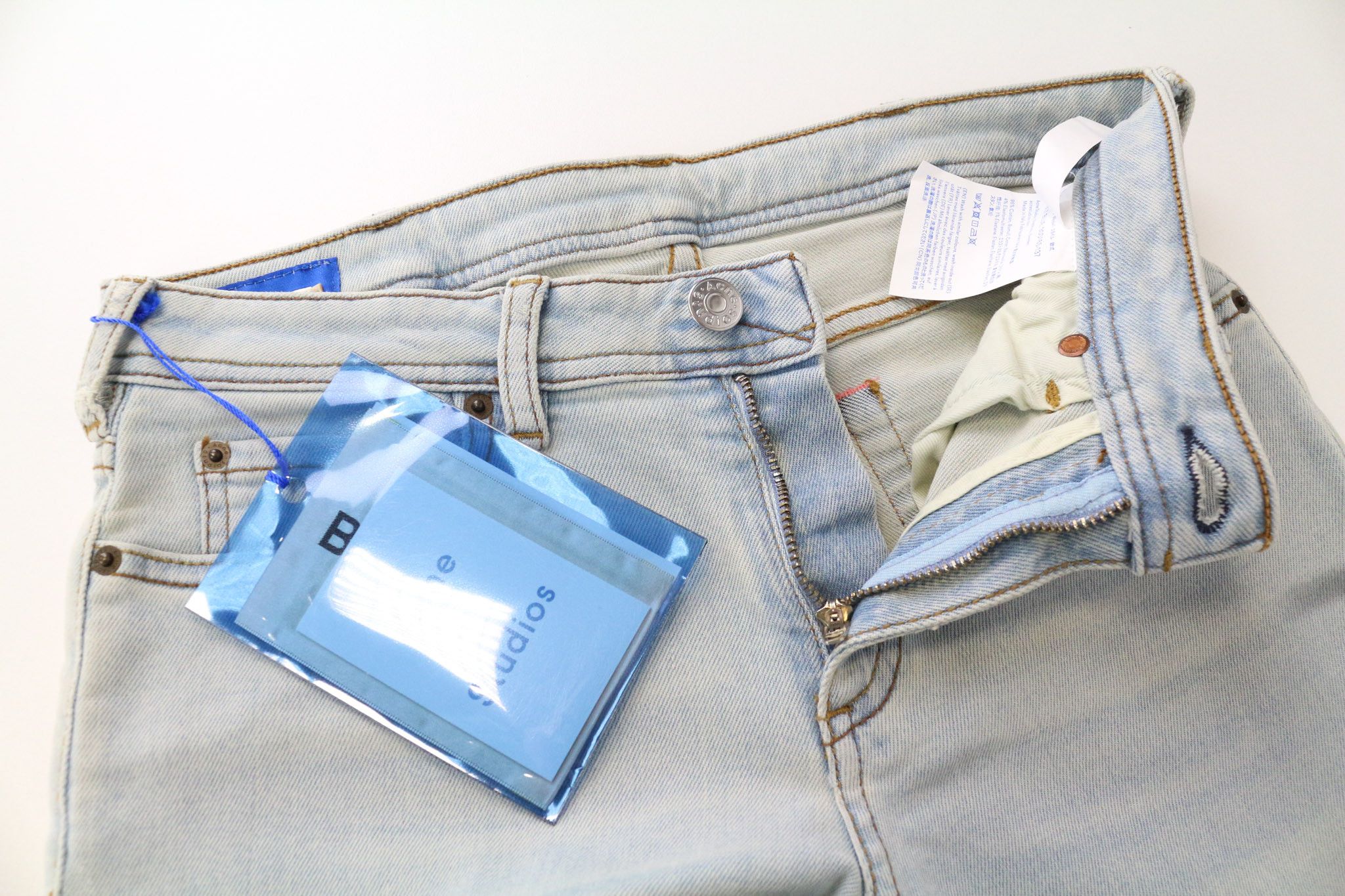 Acne Studios CLIMB W26/L34 Light Blue Stretch Jeans 74998 Size 26" / US 2 / IT 38 - 3 Thumbnail