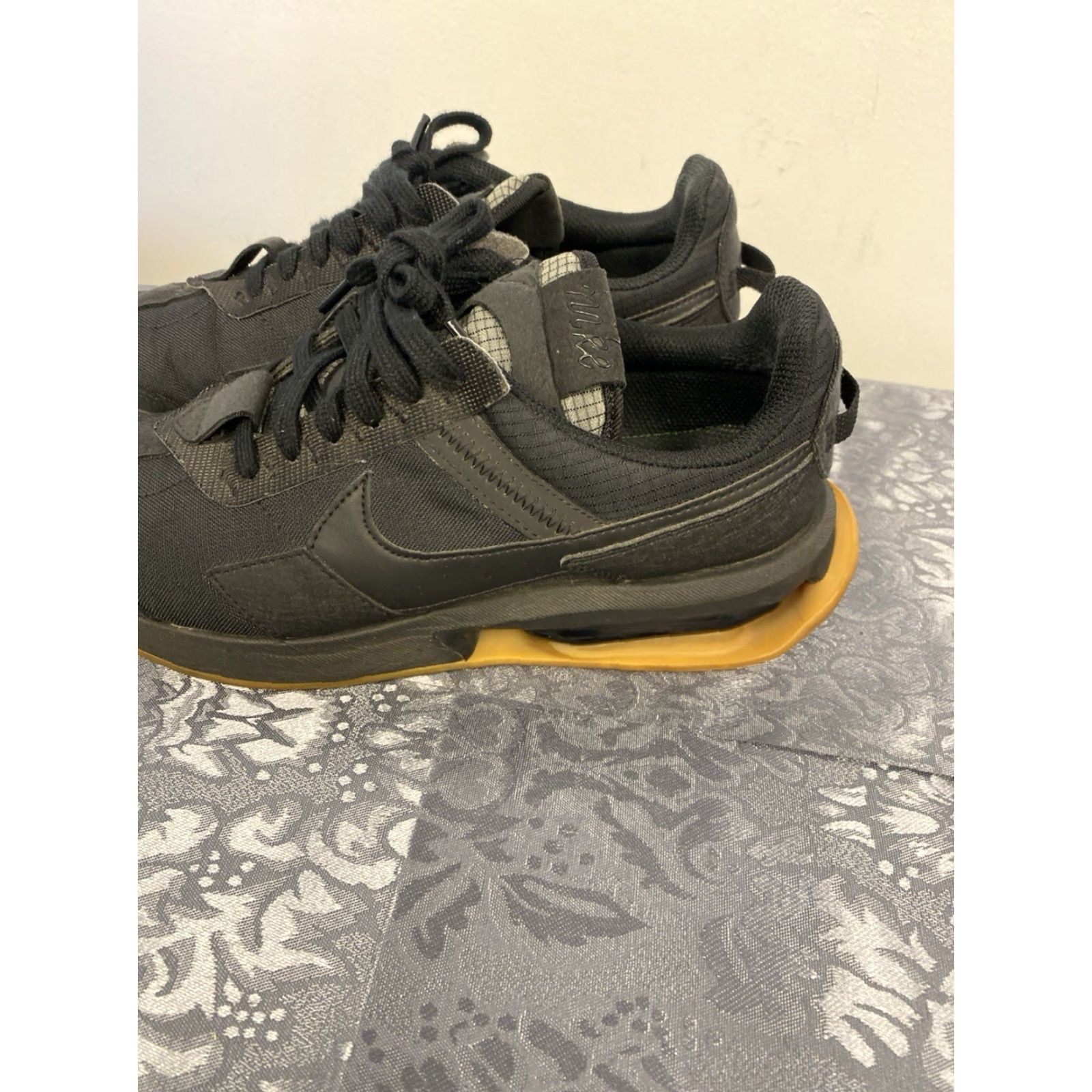 Nike Nike Air Max Pre-Day Running Sneakers Black/Gum 2022 Men's Size 7.5 Size US 8 / EU 41 - 3 Thumbnail