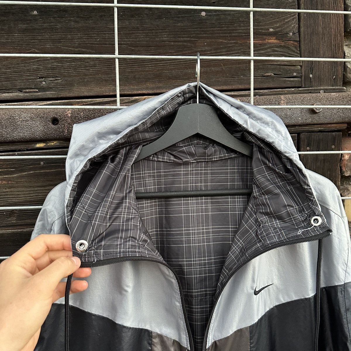 Nike Vintage Nike Jacket 2in1 Nylon Drill Y2k Style Hip Hop Sport Size US L / EU 52-54 / 3 - 10 Thumbnail