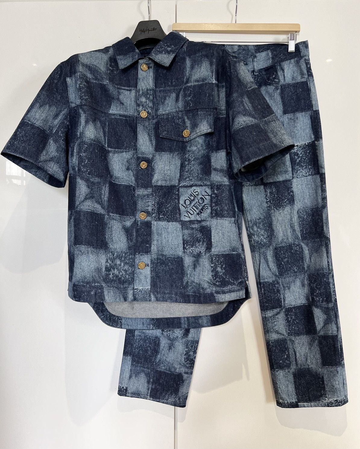 Louis Vuitton (Set price) Logo Checkered Damier Denim Shirts + Pant Size US S / EU 44-46 / 1 - 1 Thumbnail