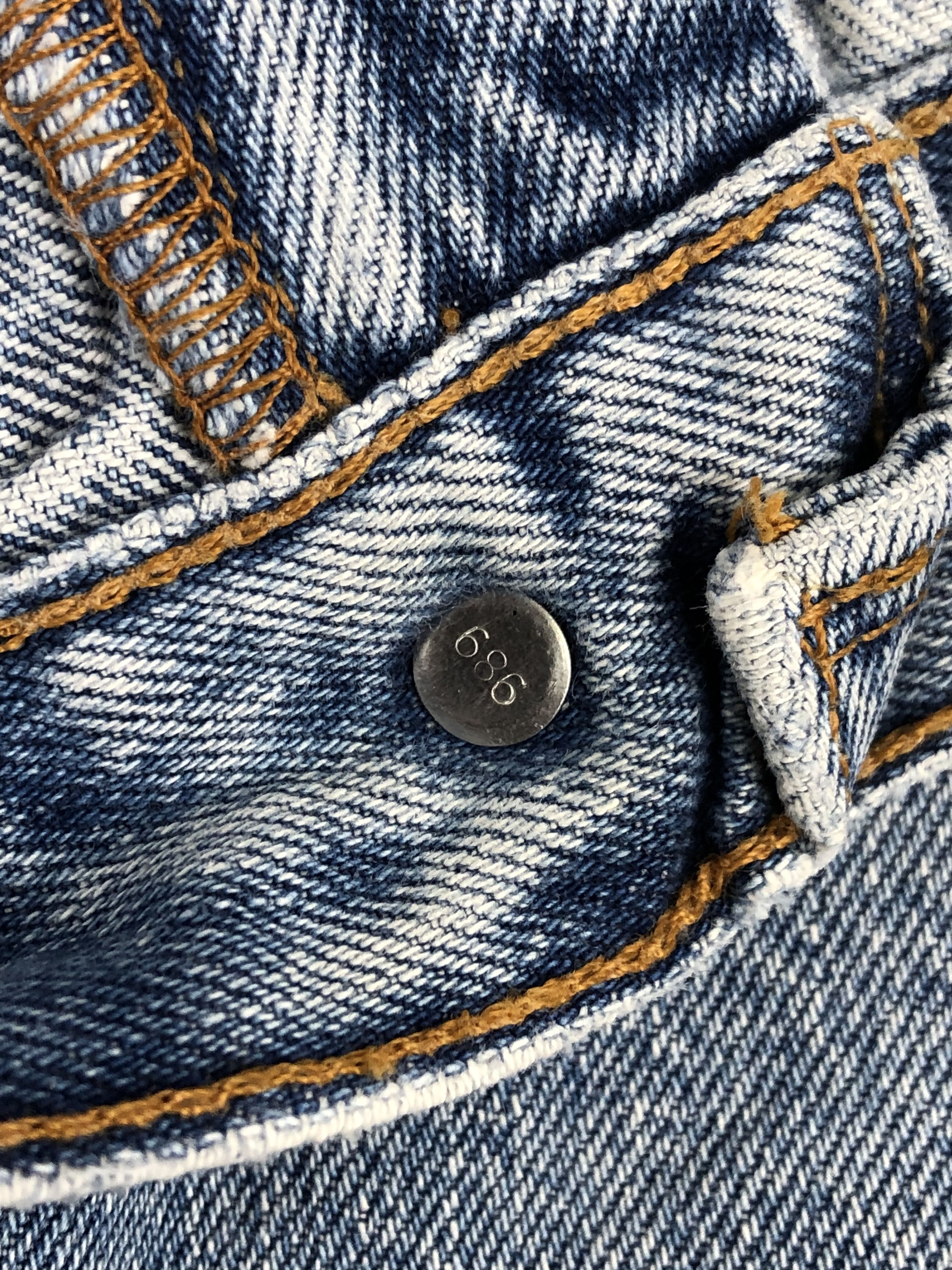 Levi's Vintage 90s Levis 550 Light Wash Jeans DP1610 Size US 40 / EU 56 - 12 Thumbnail