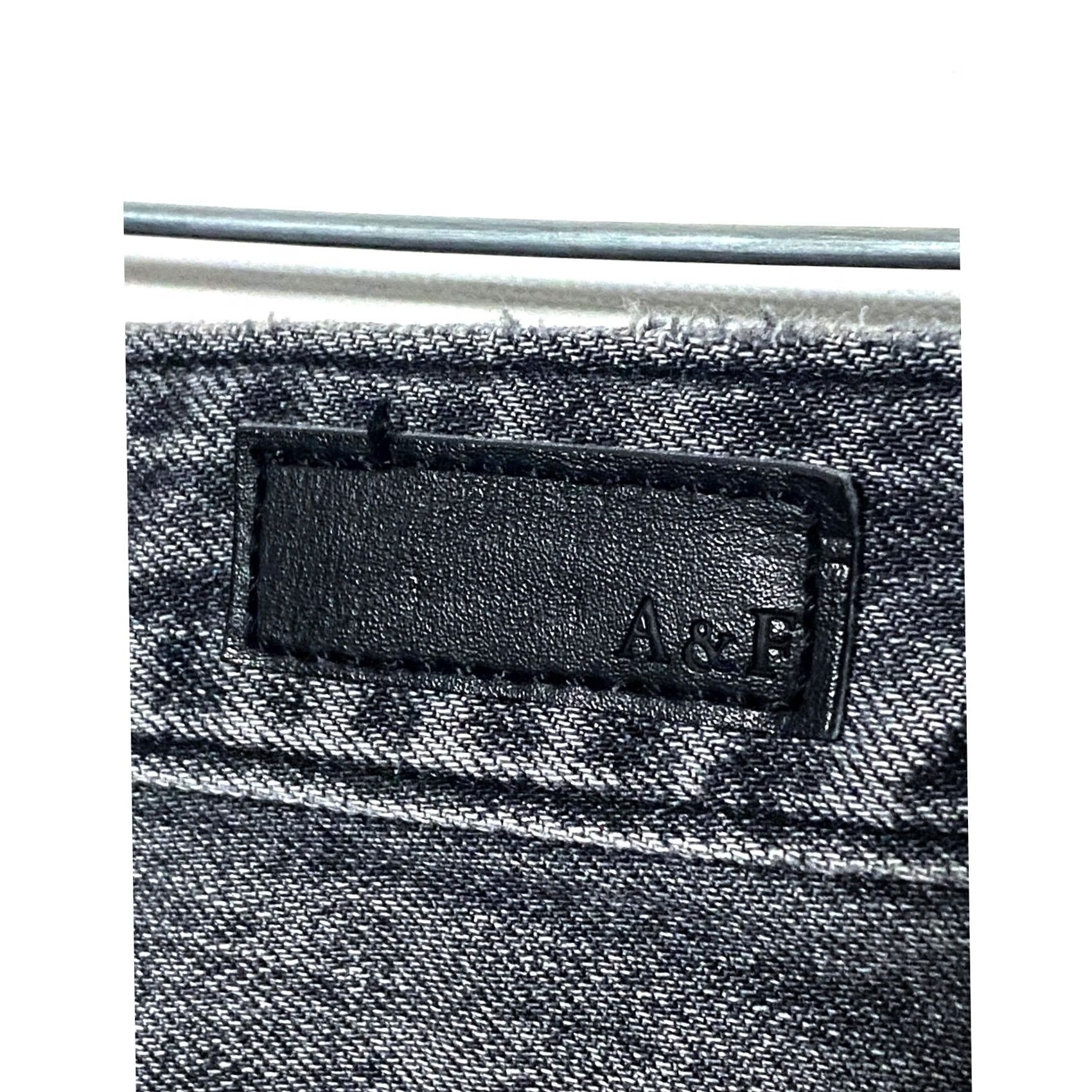Abercrombie & Fitch Abercrombie & Fitch Denim Skirt Mini 24 Black Floral Grunge Gothic Whimsigoth Y2K Women's Size 24 Skirt Casual Travel Party/Cocktail Mens? Size 42" / US 20 - 6 Thumbnail