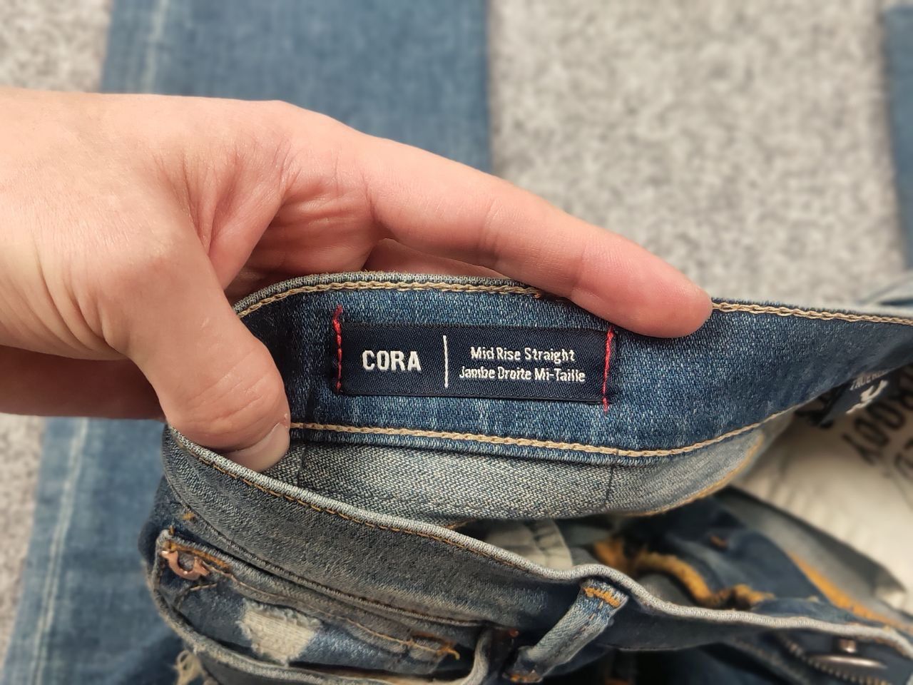 True Religion True Religion Vintage Y2K Style cora mid rise Denim Jeans Size 26" / US 2 / IT 38 - 14 Thumbnail