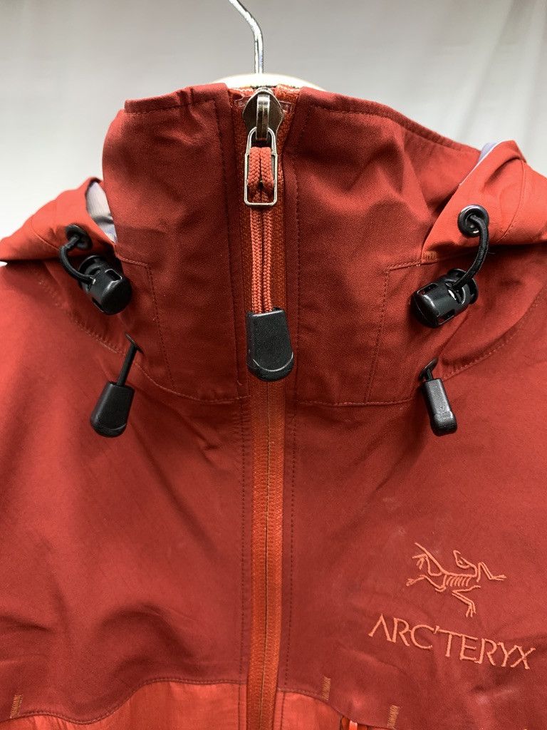 Arc'teryx ARCTERYX Theta SV Vintage 2004 Gore Tex XCR Jacket Size S / US 4 / IT 40 - 8 Thumbnail