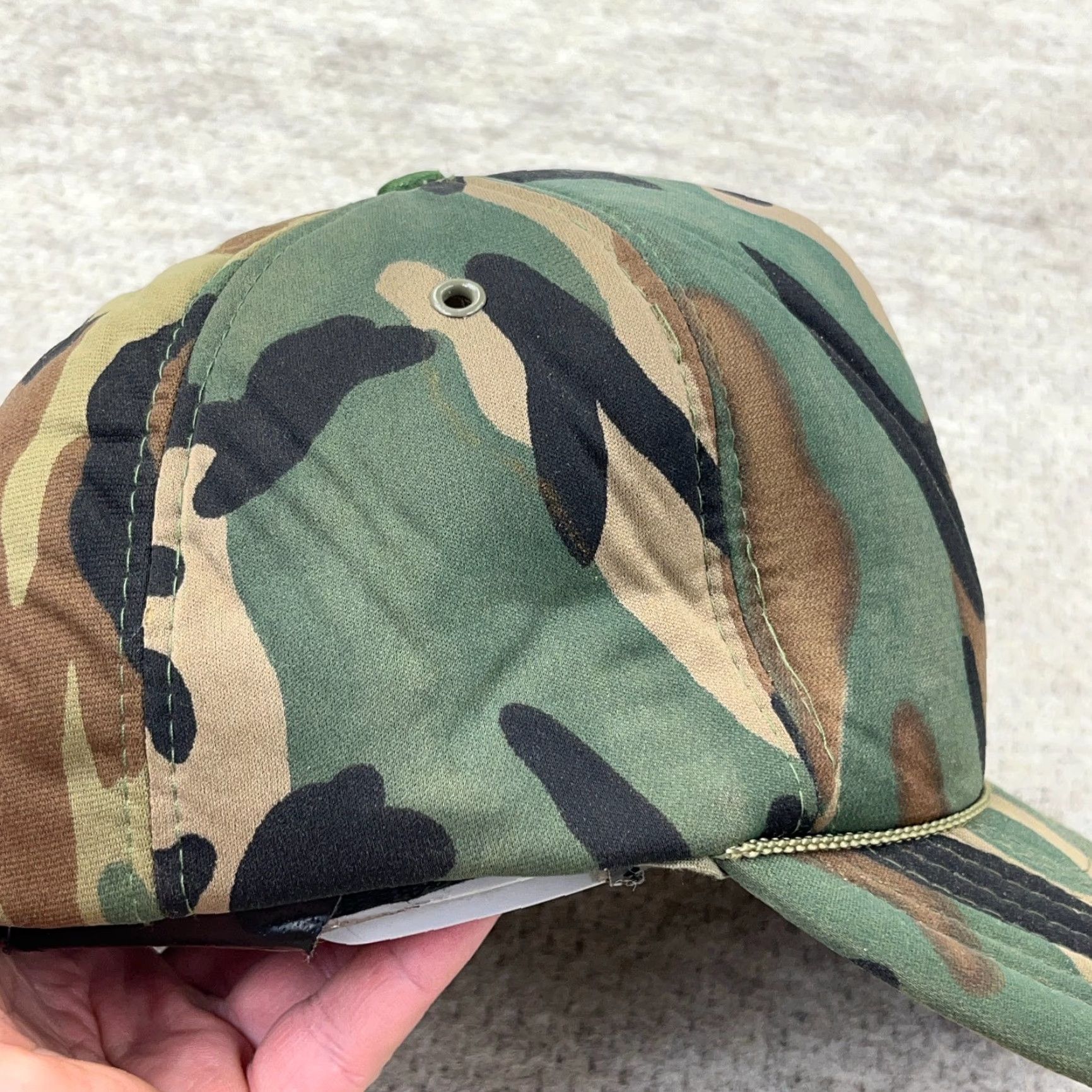 Vintage Vintage Mohr's Trucker Hat Shirt Cap Adjustable One Size Green Camouflage 90s Hipster Outdoor USA Mens Size ONE SIZE - 4 Thumbnail