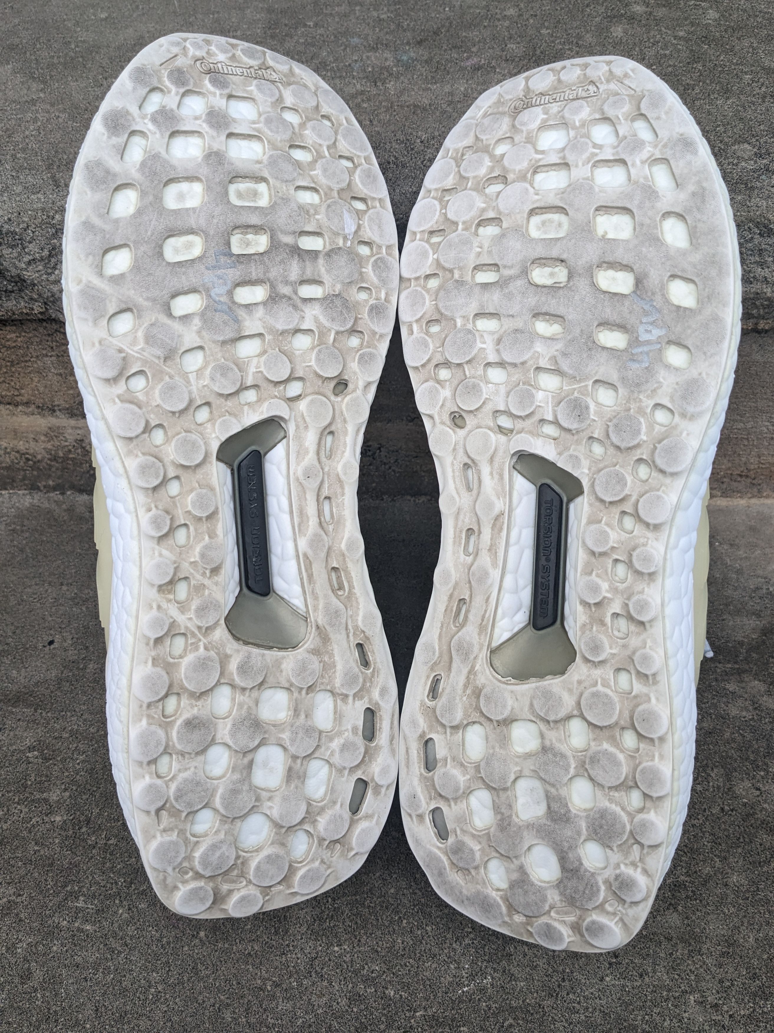Adidas × Designer Adidas UltraBoost 3.0 Triple White Size 7 Running Shoes Size US 7 / EU 40 - 9 Thumbnail