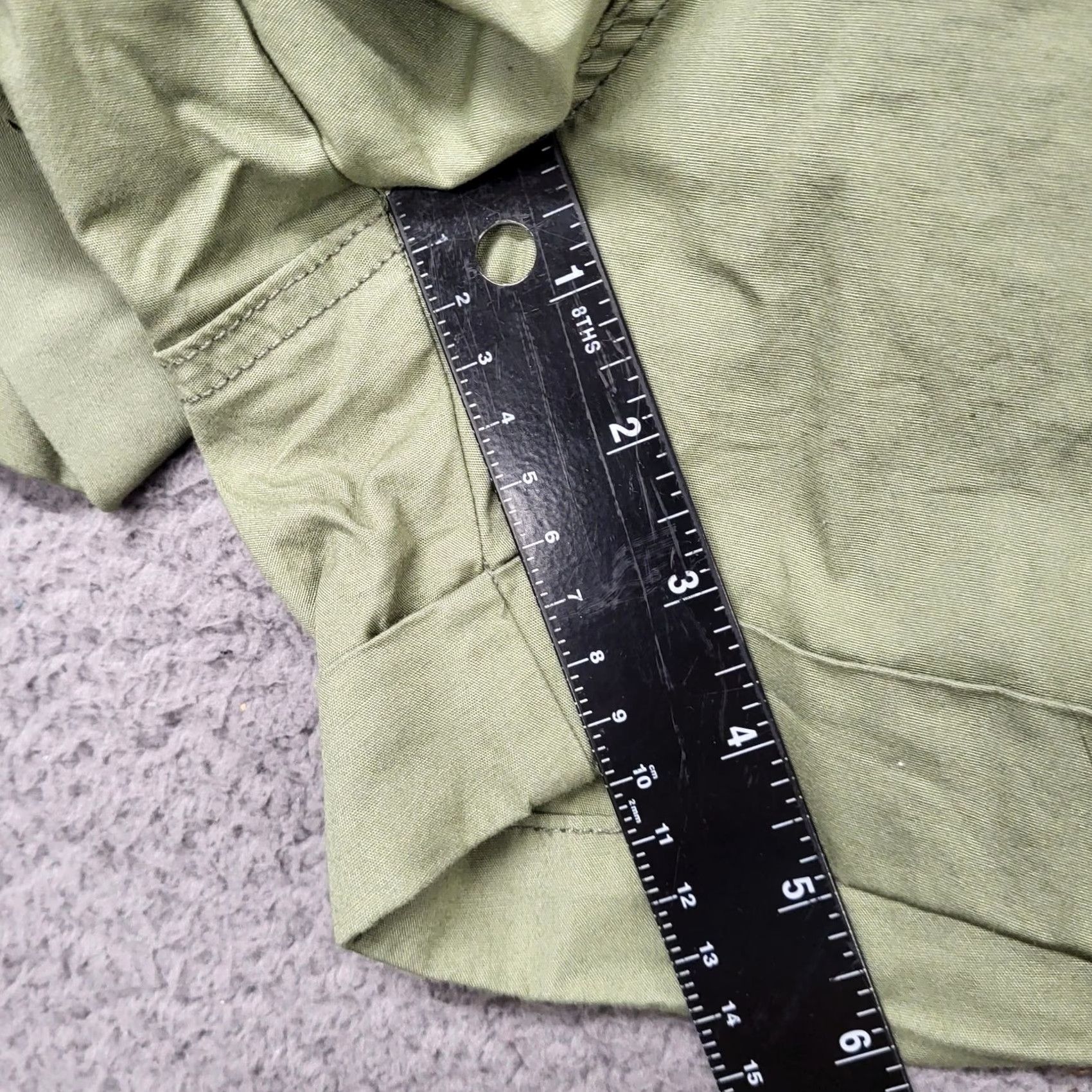 Sanctuary Sanctuary Shorts Womens Medium Olive Green Pockets Sarai Army Casual Hiking Mens? Size 32" / US 10 / IT 46 - 7 Thumbnail