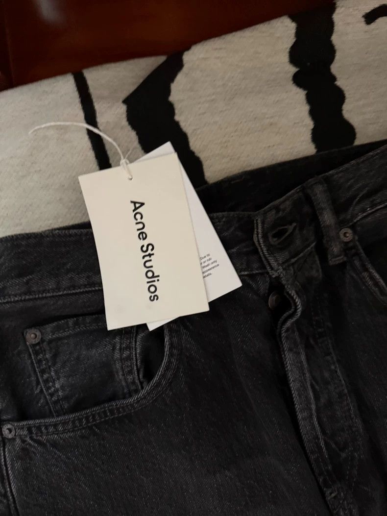 Acne Studios acne studios Micro La Heavy Industry loose jeans Size US 28 / EU 44 - 2 Thumbnail
