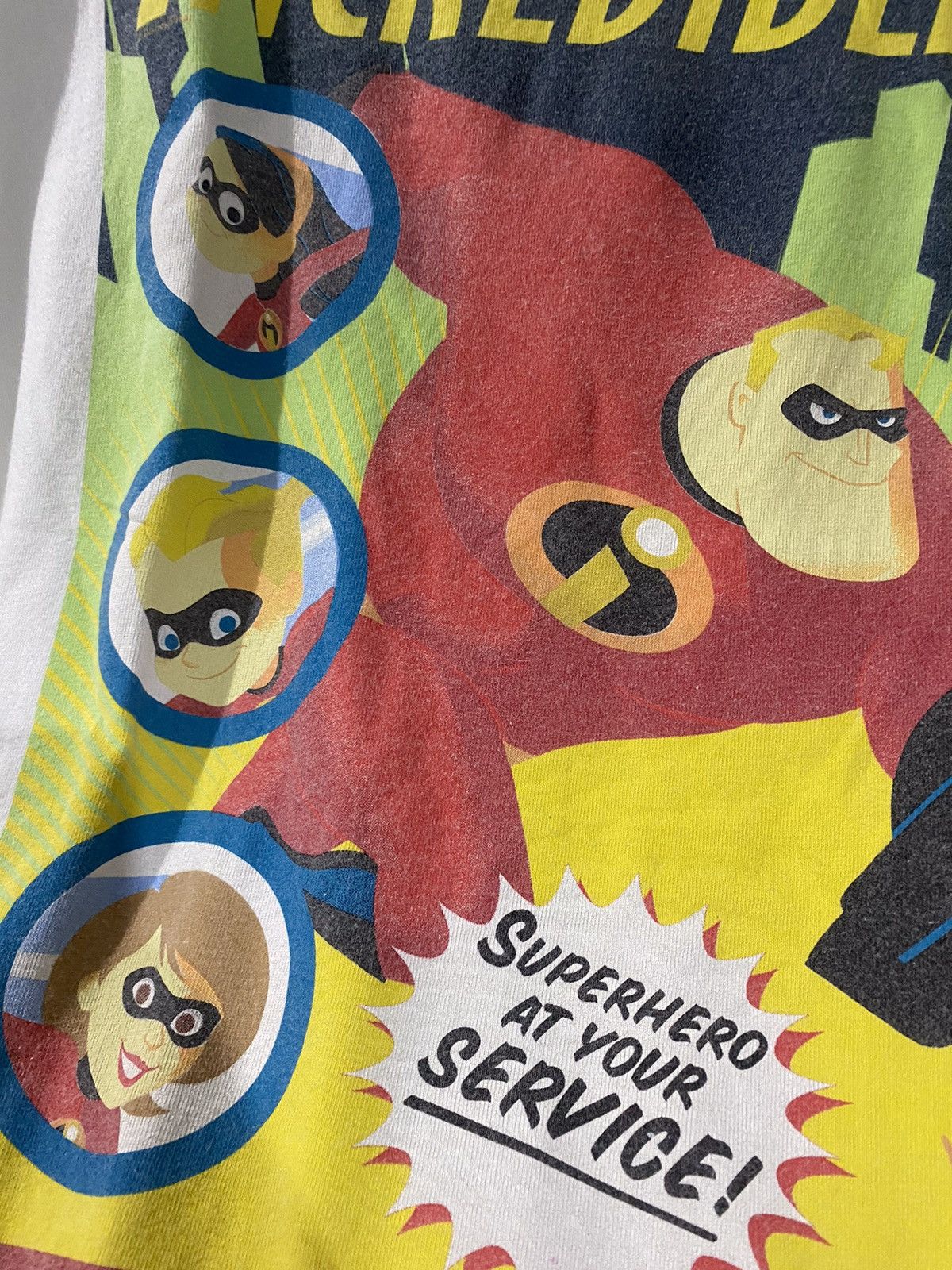 Disney × Vintage 💸NEEDGONE💸The incredibles superhero at your service! Tshirt Size US L / EU 52-54 / 3 - 6 Thumbnail
