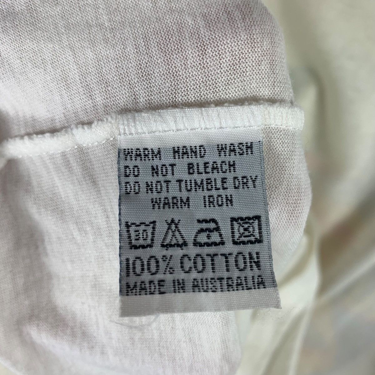 Vintage Vintage KEN DONE Australian down under art tee Size US M / EU 48-50 / 2 - 9 Thumbnail